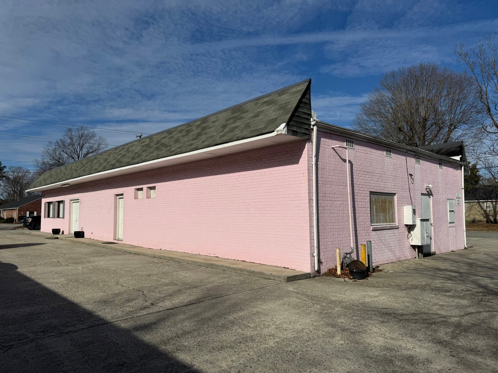 3509 Boulevard - Image 5