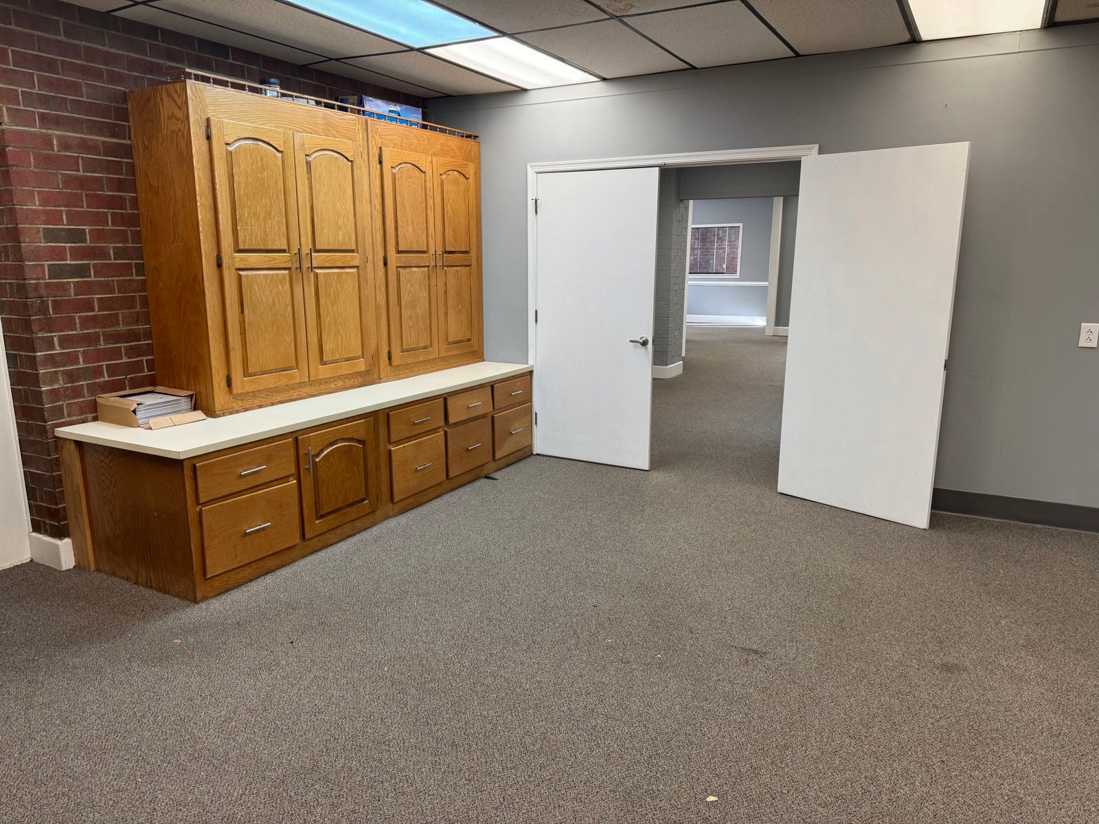 3509 Boulevard - Image 6