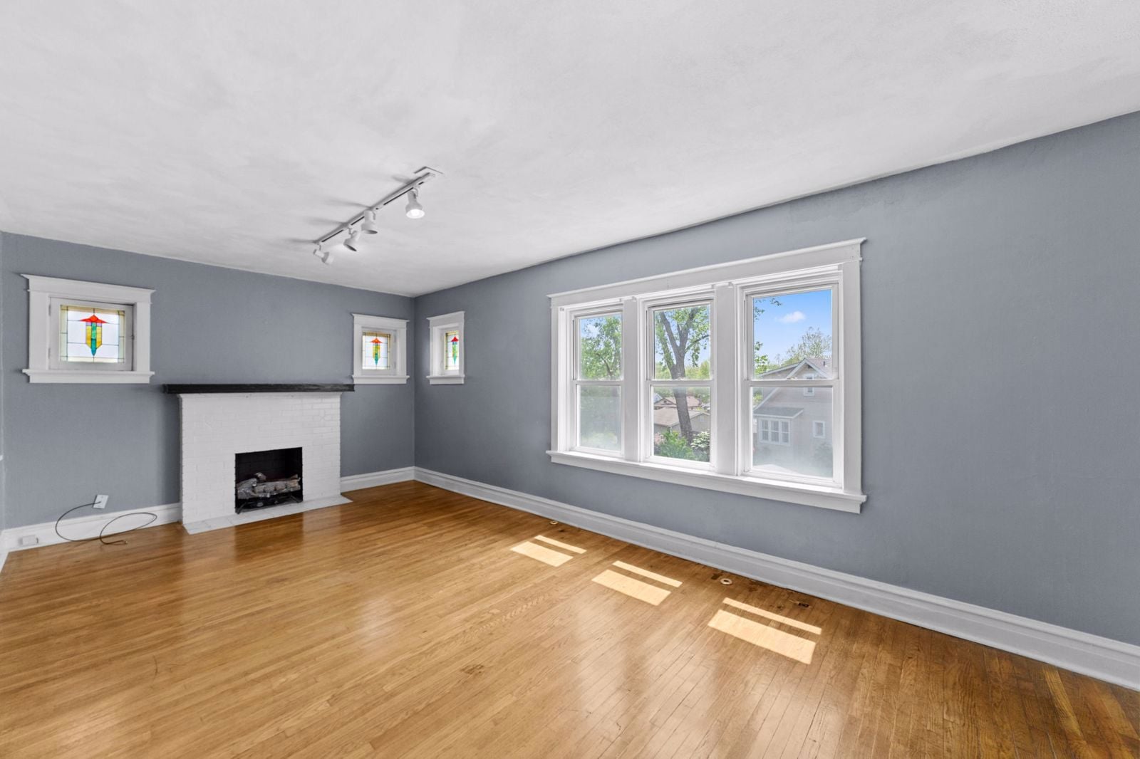 23-web-or-mls-6075-hartford-st