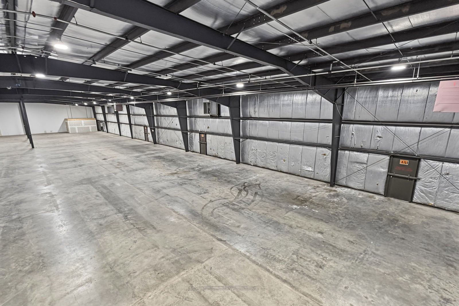 2150 Milton Avenue - Image 11