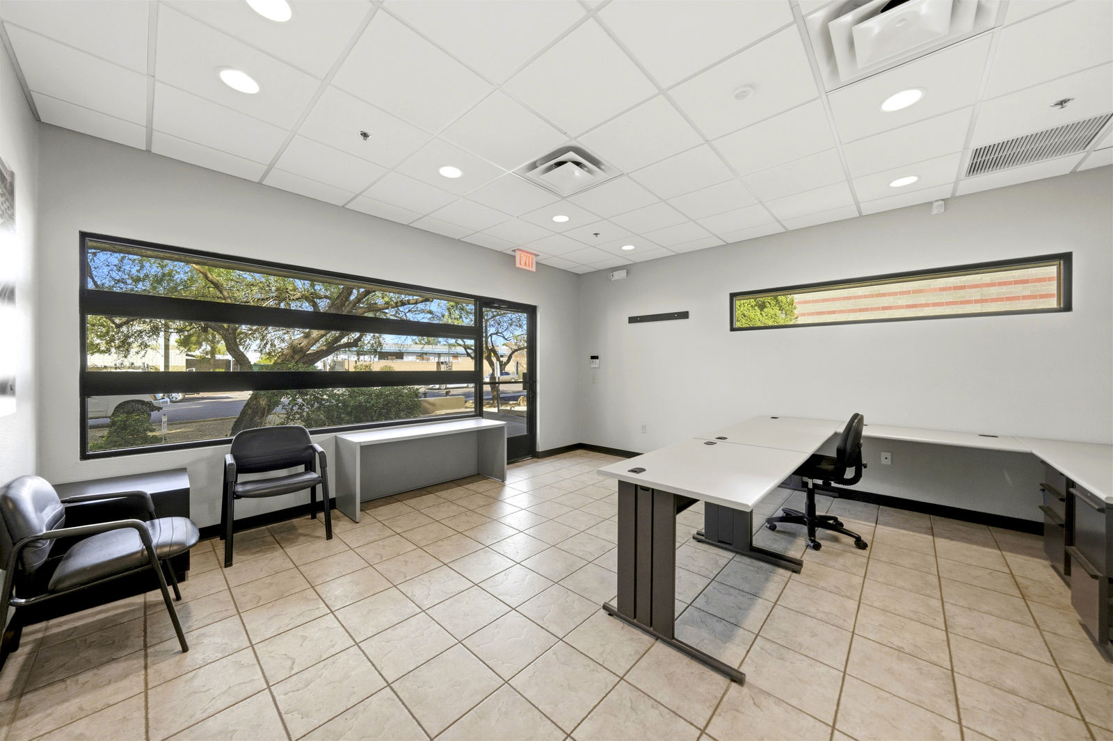 1425 N Mondel Dr_59.JPG