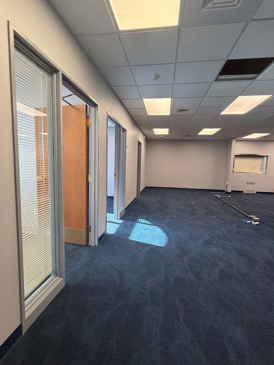 521 Cromwell Avenue_ office space 1