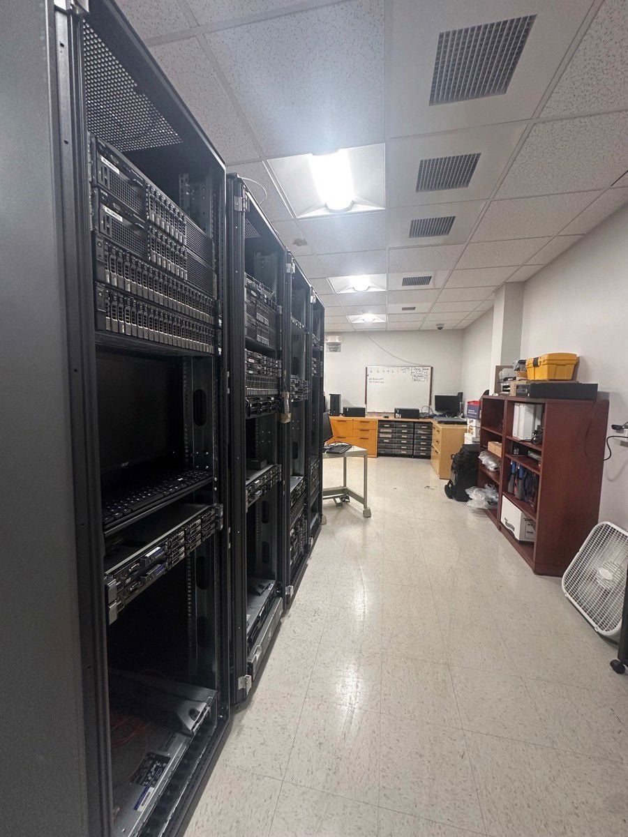 521 Cromwell Avenue_interior pic 8