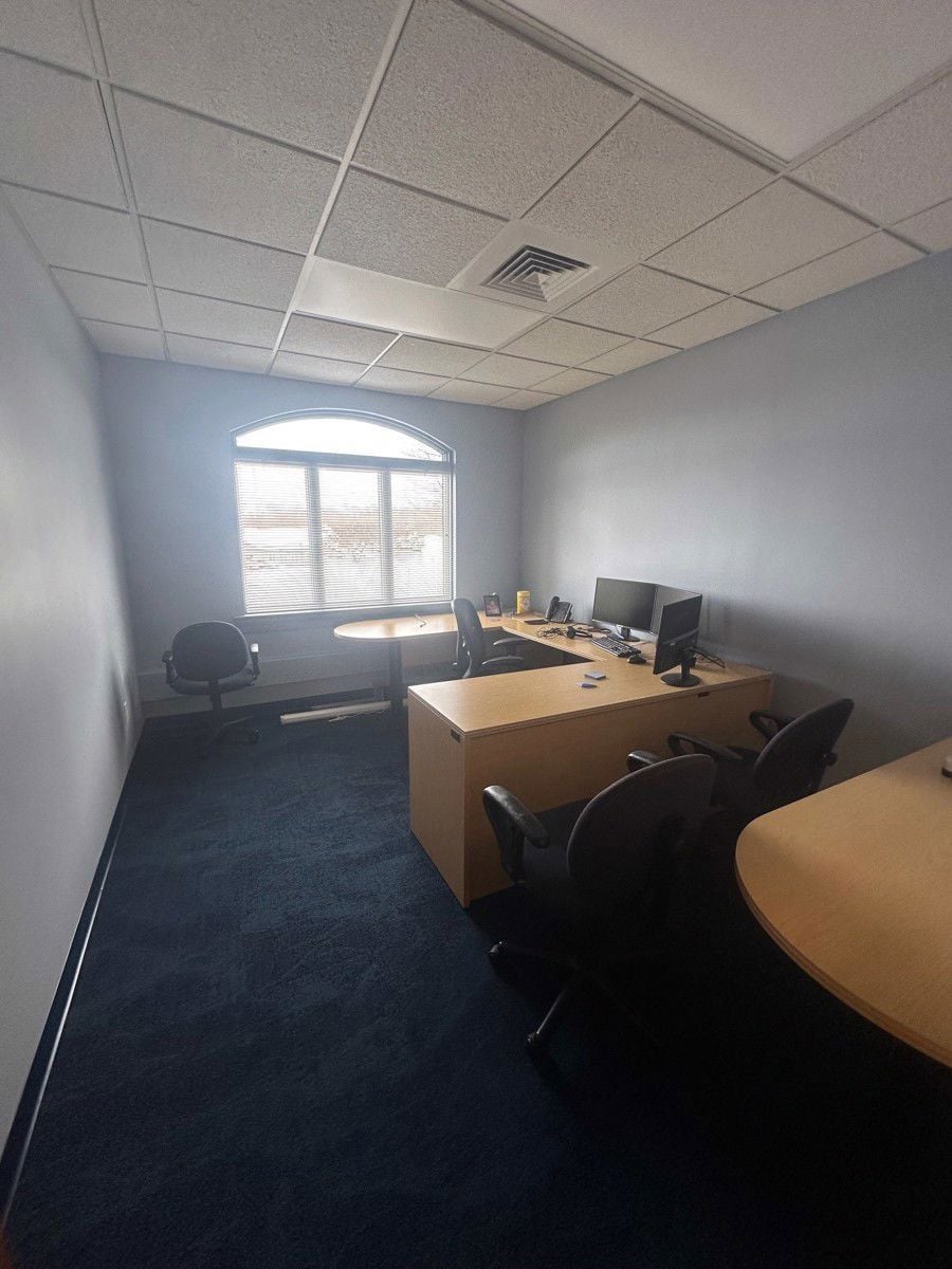 521 Cromwell Avenue_interior pic 3