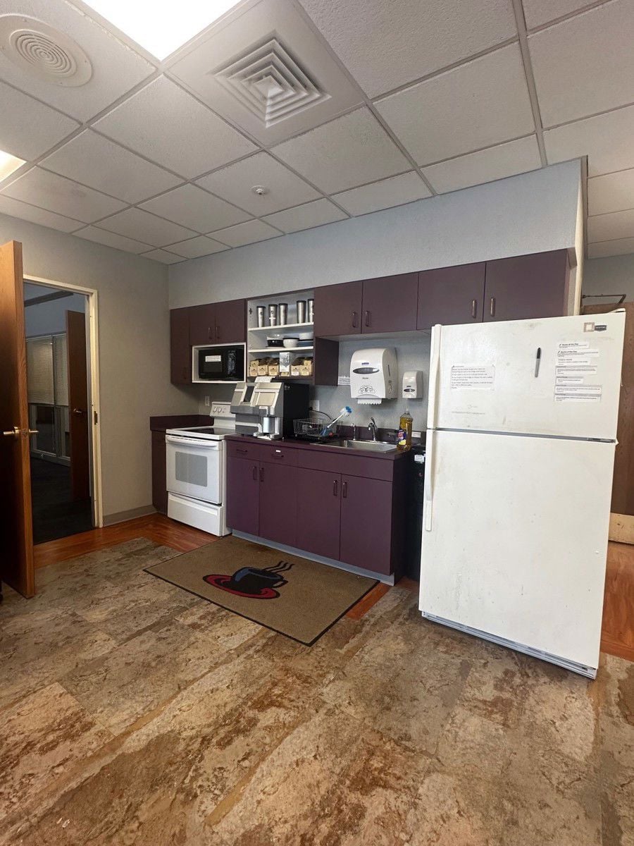 521 Cromwell Avenue_interior pic 6