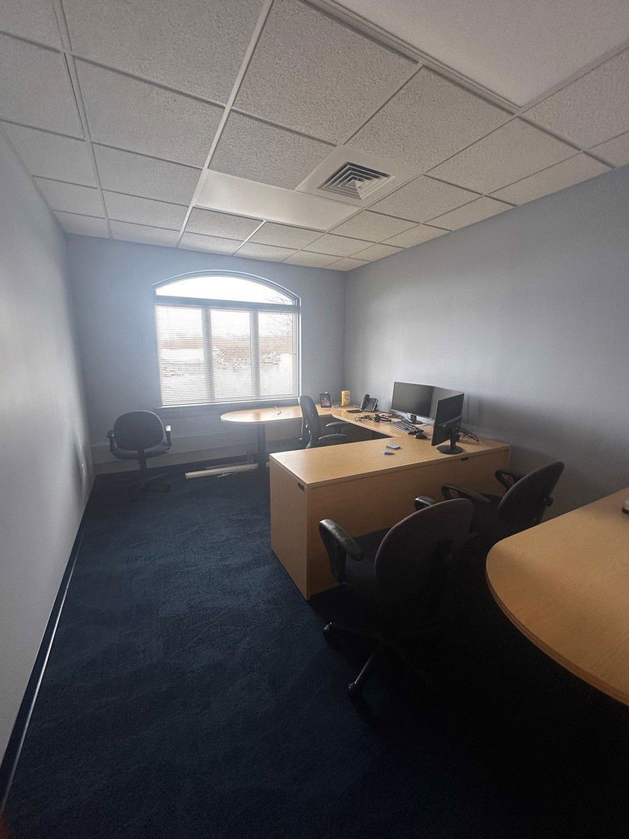 521 Cromwell Avenue_interior pic 3