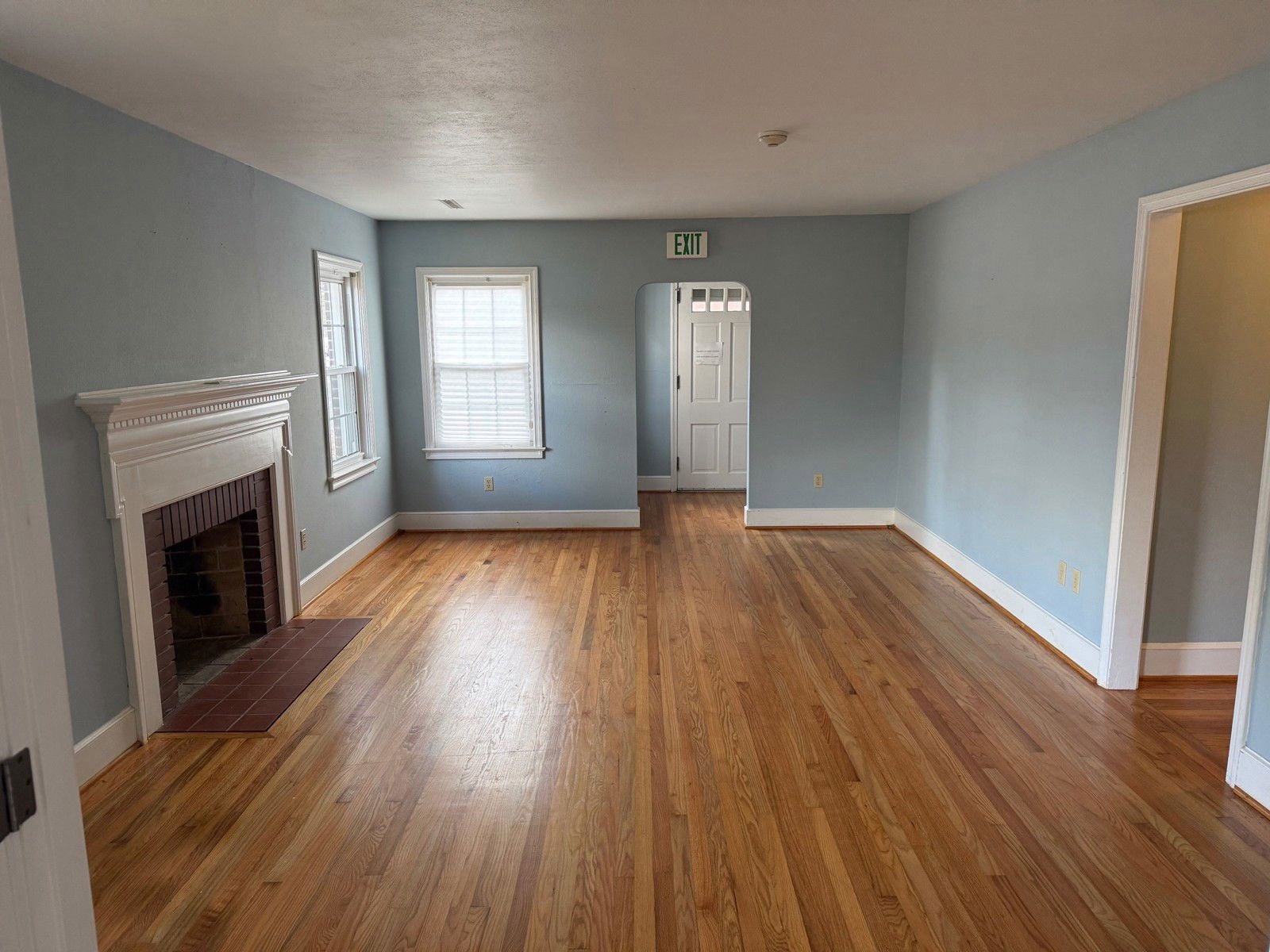 545 Parkwood Reception Area