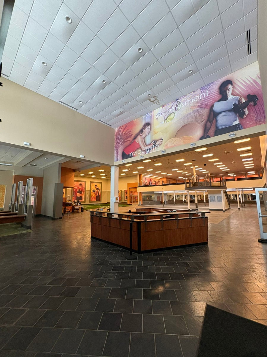 IMG_9801_0014_Background