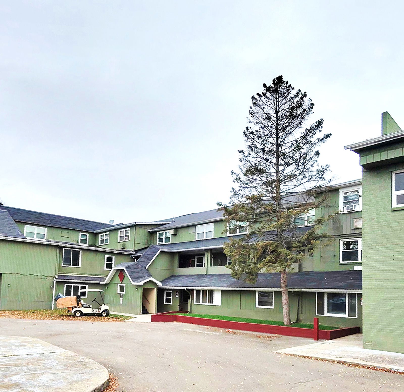 Photo Exterior of Building 1