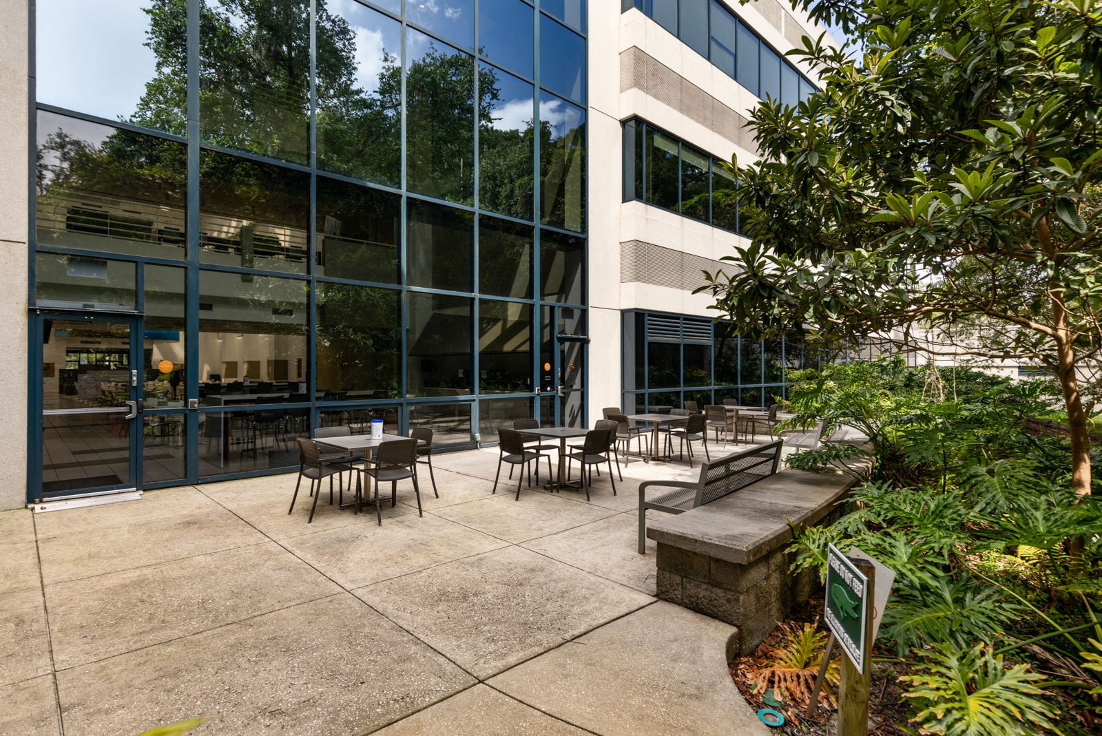 9-Patio-8800HRP