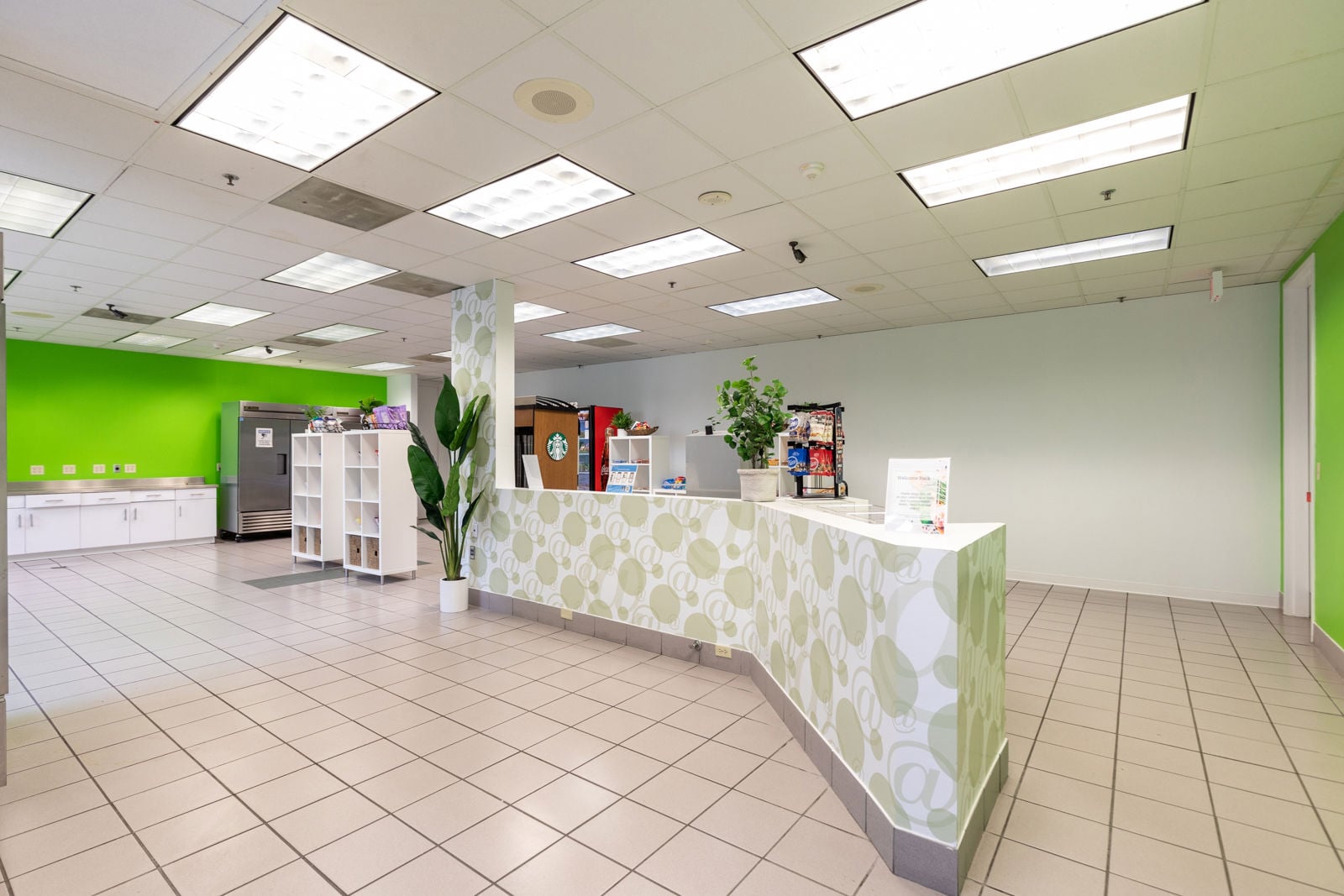 8-Cafeteria-8800HRP