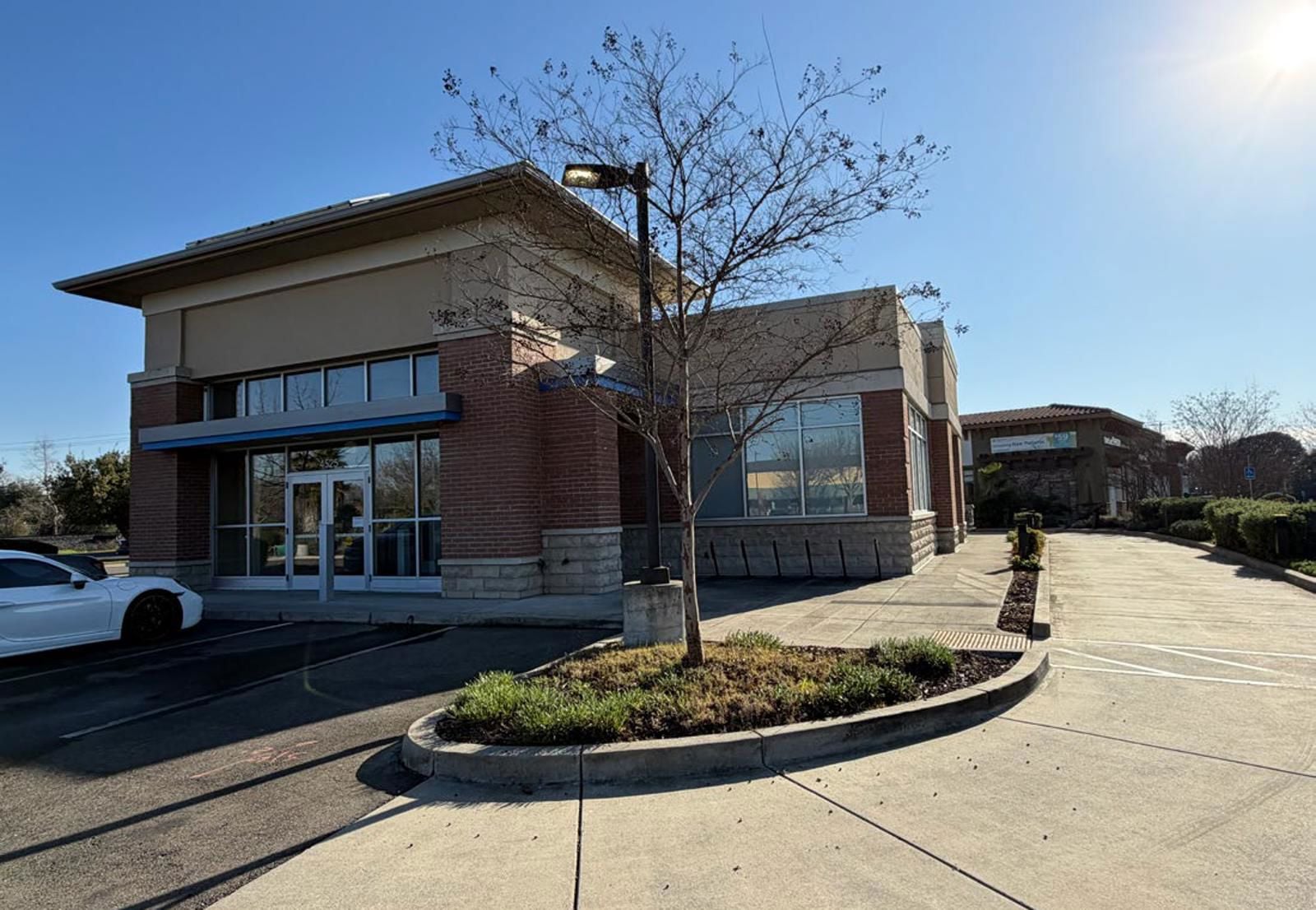 4525_Fermi_Place_FINAL