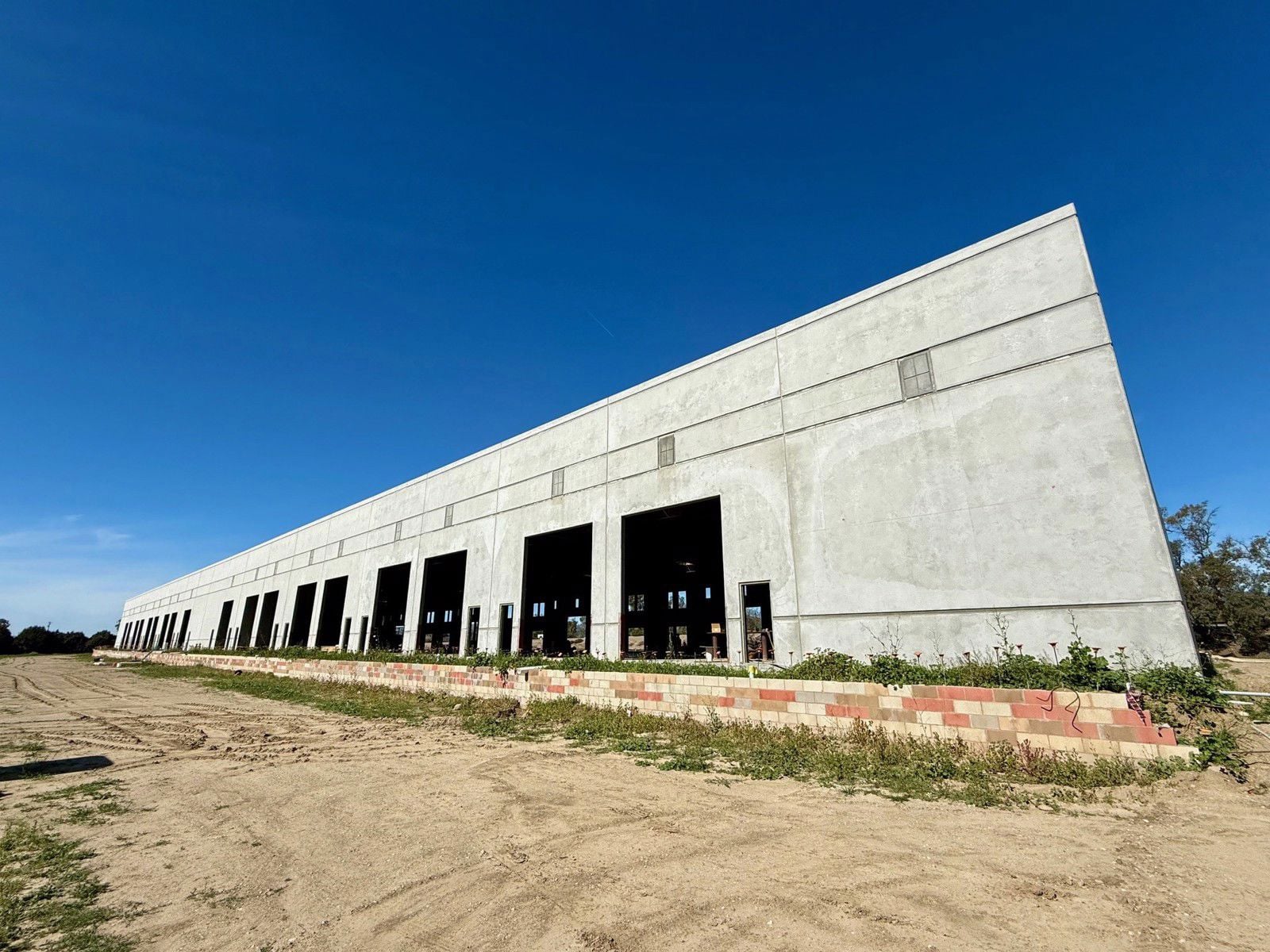 Exterior 6