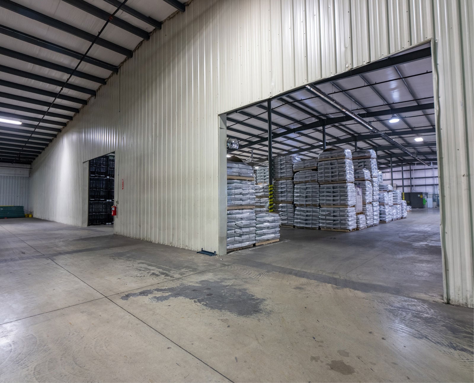 Fremont Warehouse - Over 4 Acres of Fenced-in Storage 515 South Main Street - Image 11