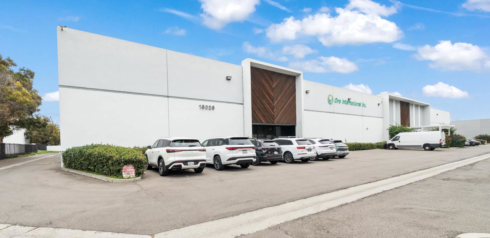 Main Pic 16026 Manning Way