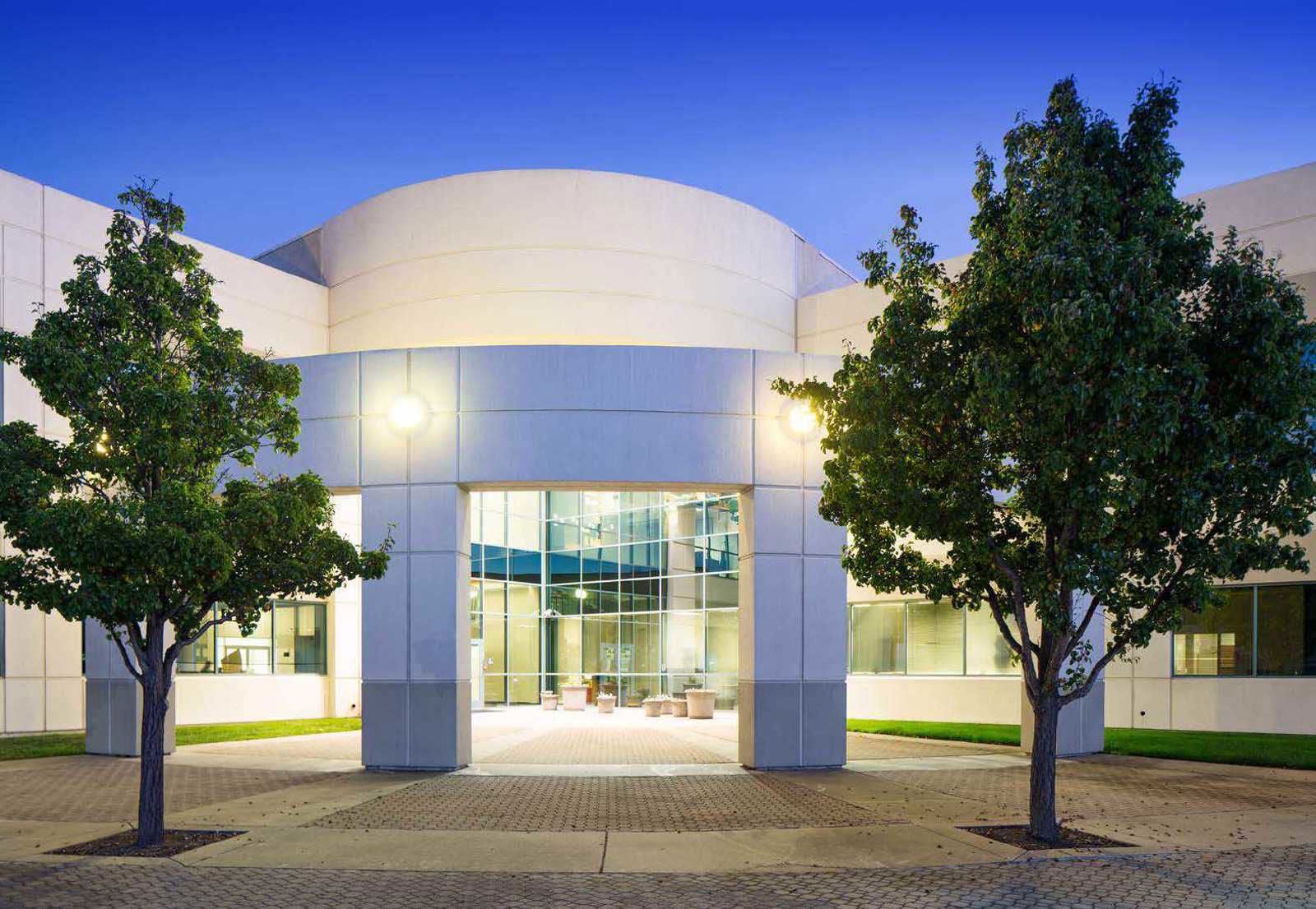 230 E Grand Ave, SSF