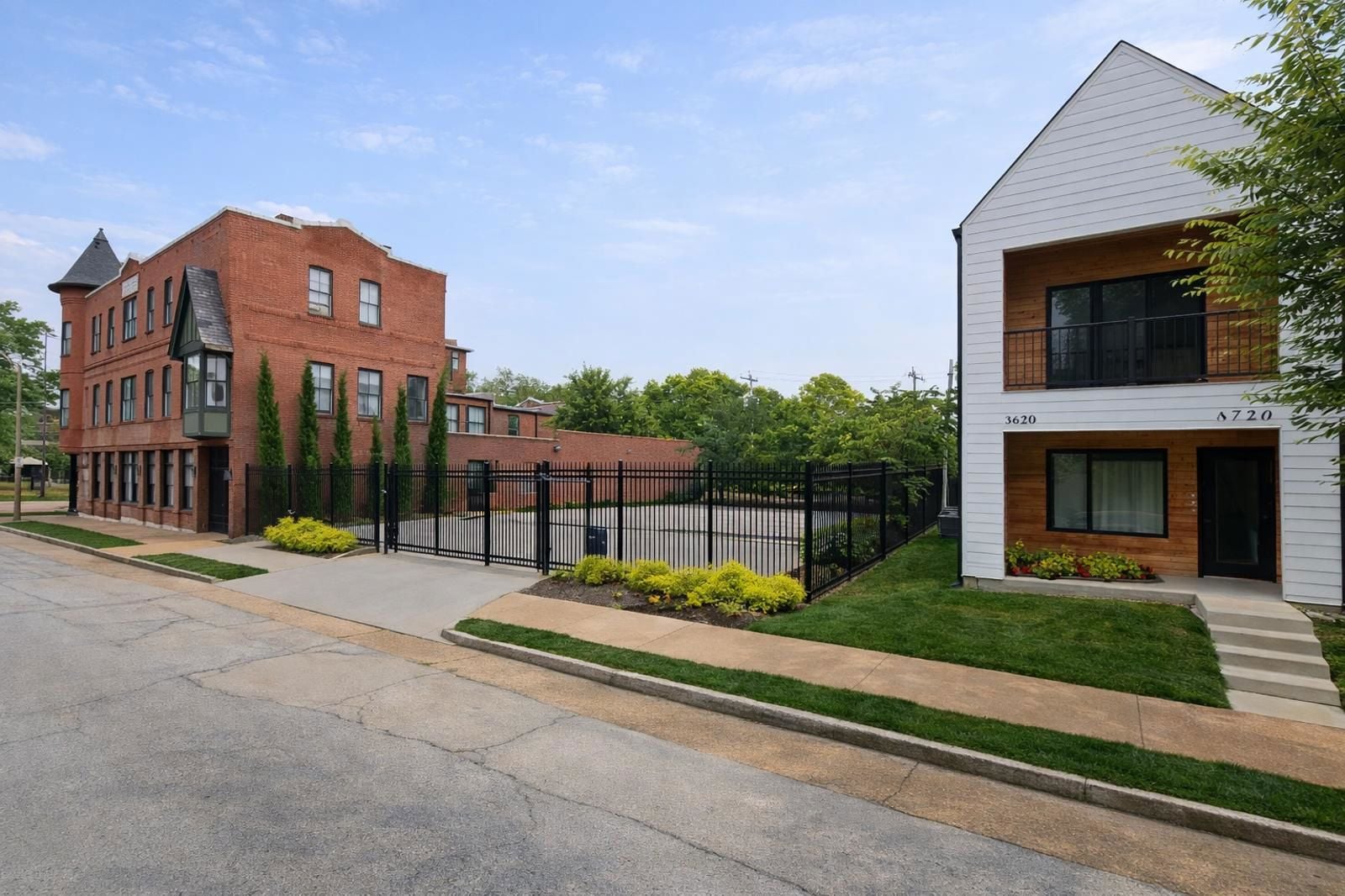 3600-20 Texas Exterior 2