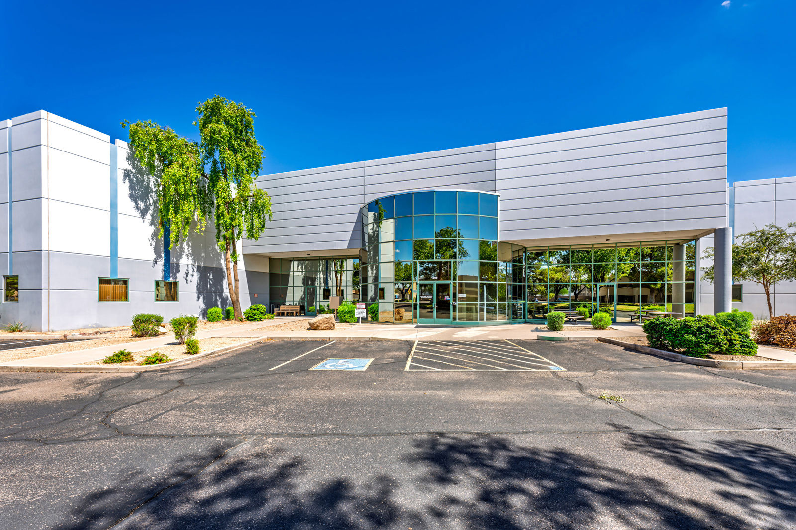 1375 & 1395 N Fiesta Blvd_32_edit