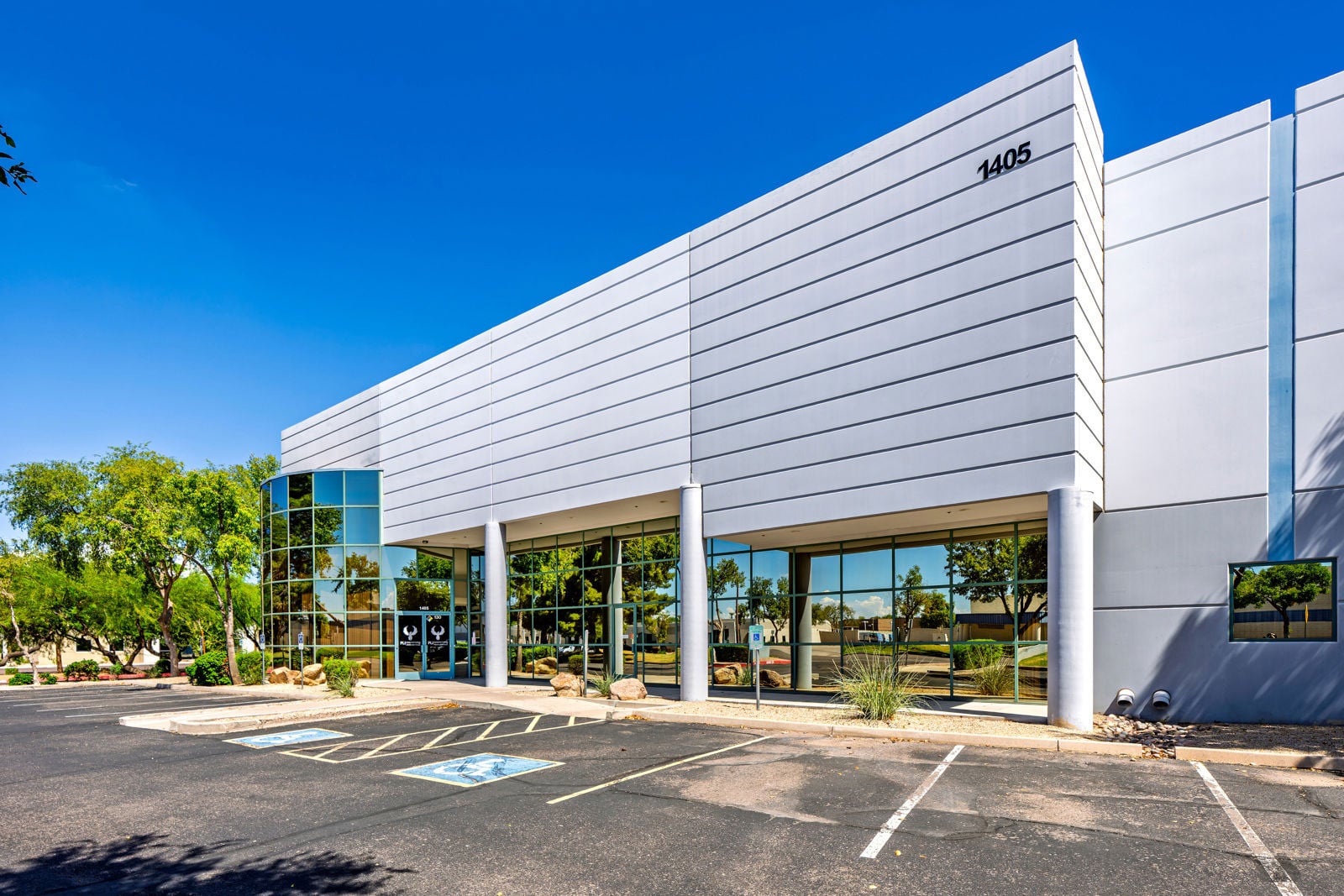 1375 & 1395 N Fiesta Blvd_34_edits