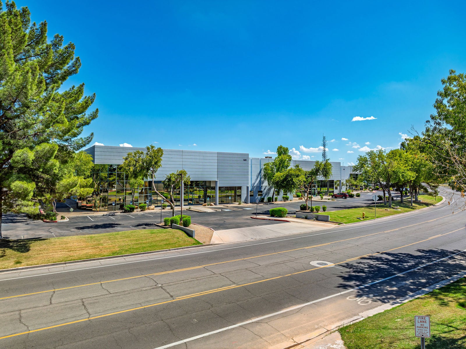 1375 & 1395 N Fiesta Blvd_23_edit