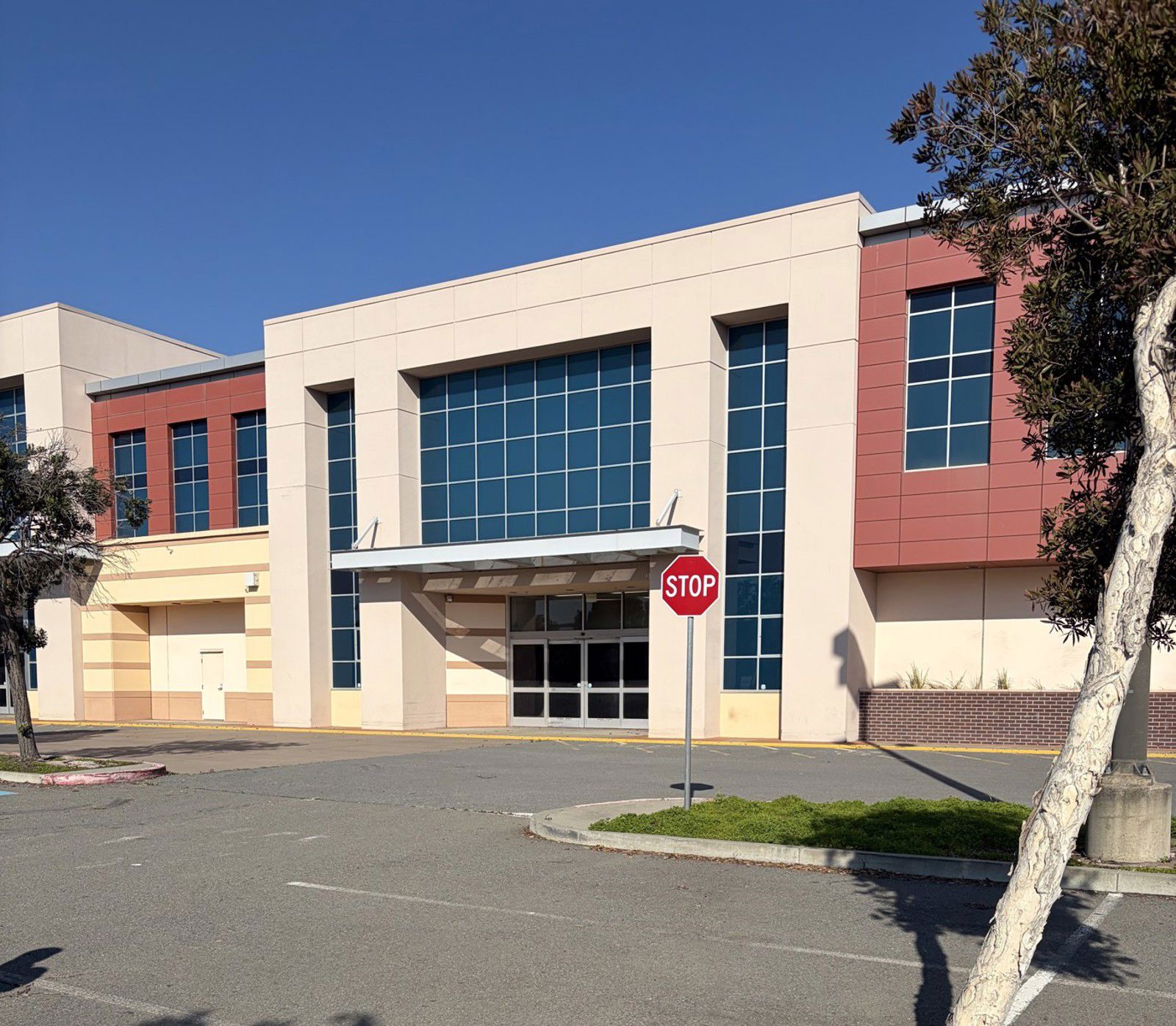 720 Dubuque Ave, SSF