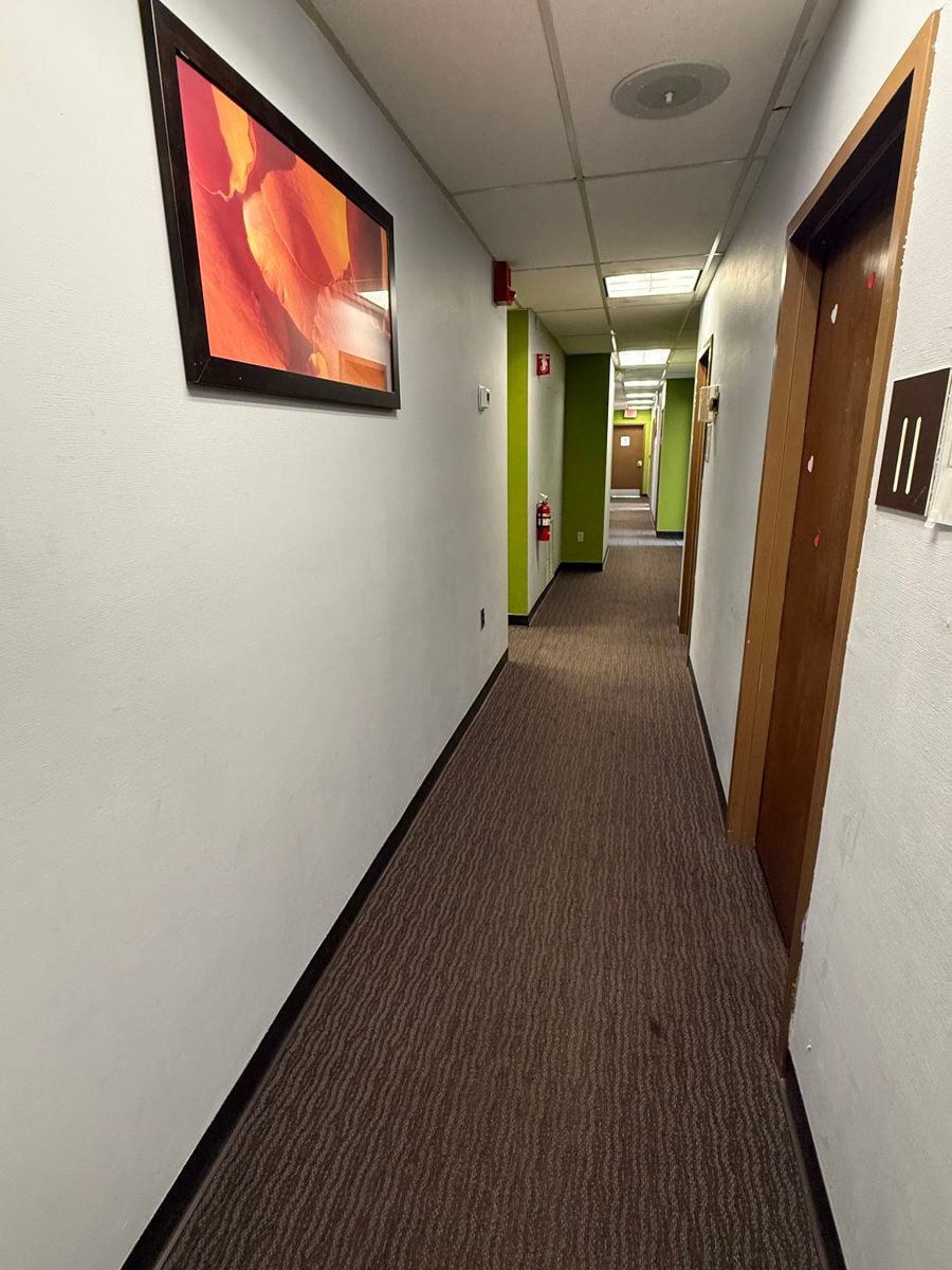 896 Asylum Avenue 896 Asylum Avenue - Image 5