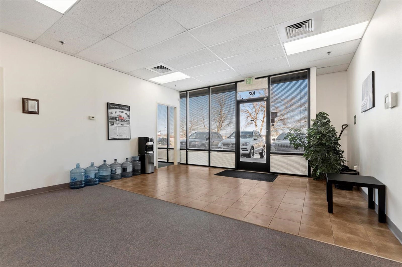 03-1311 E Franklin Rd_001