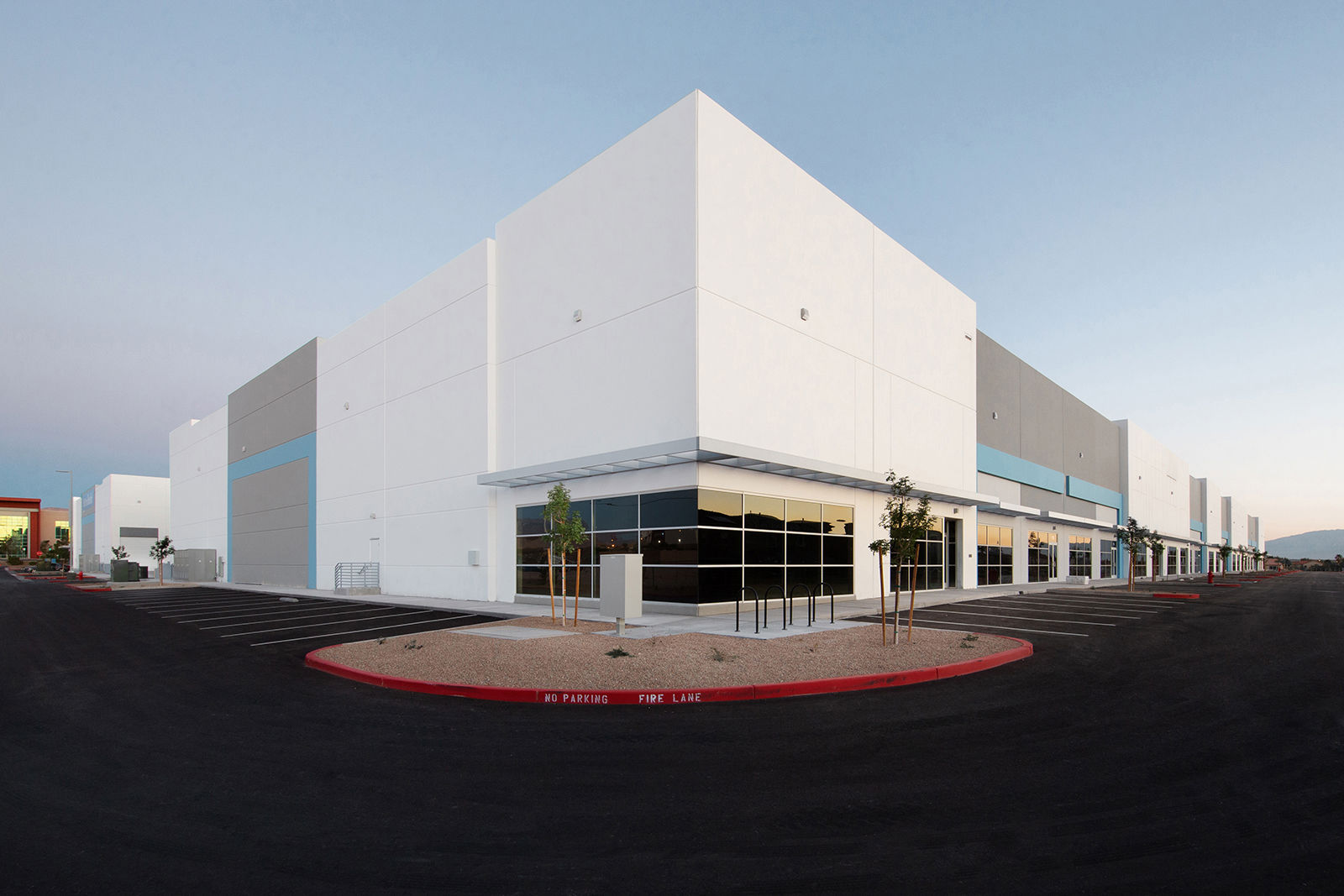 BI_008_global listings