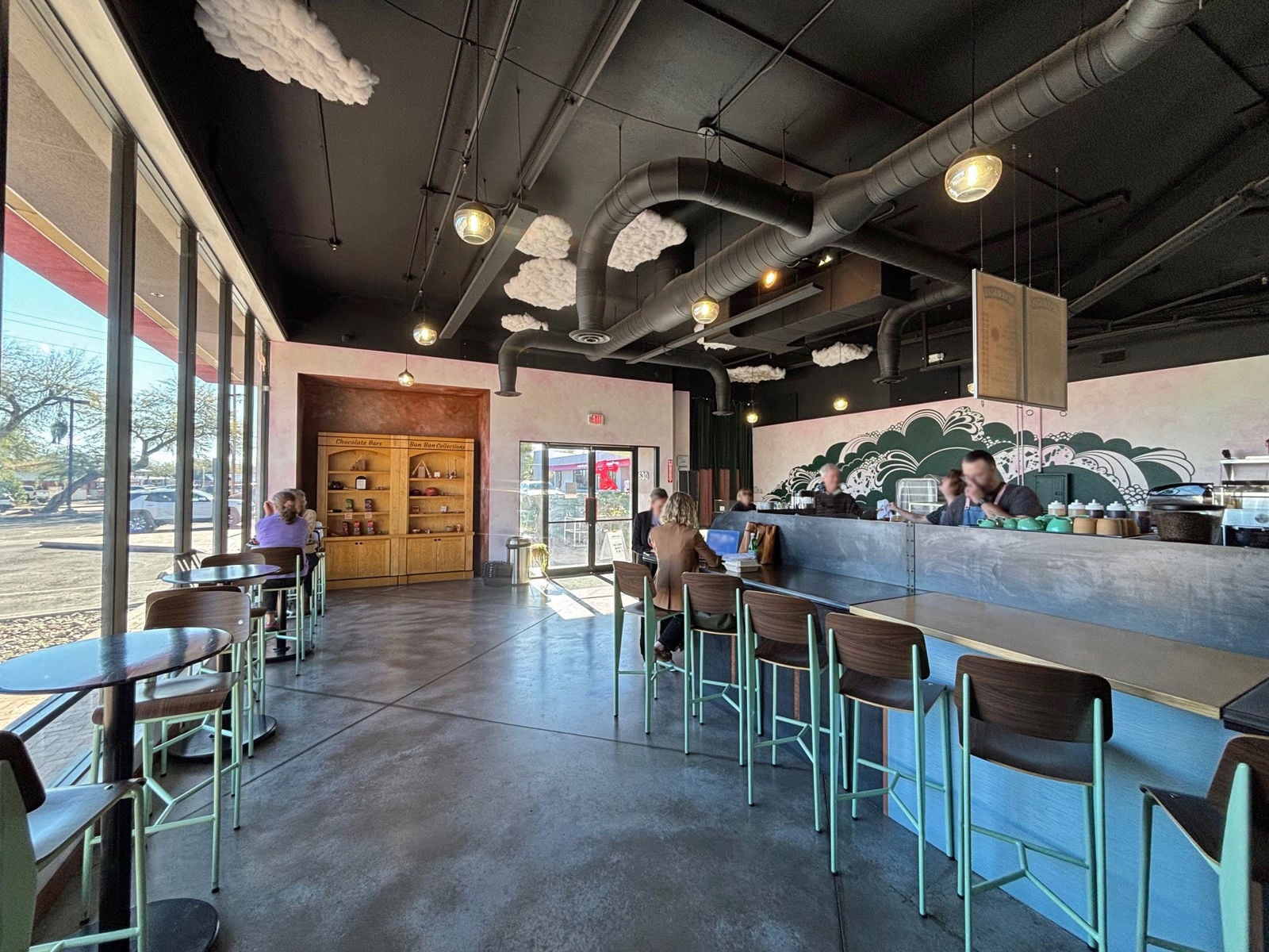 3630 E Ft Lowell - Interior