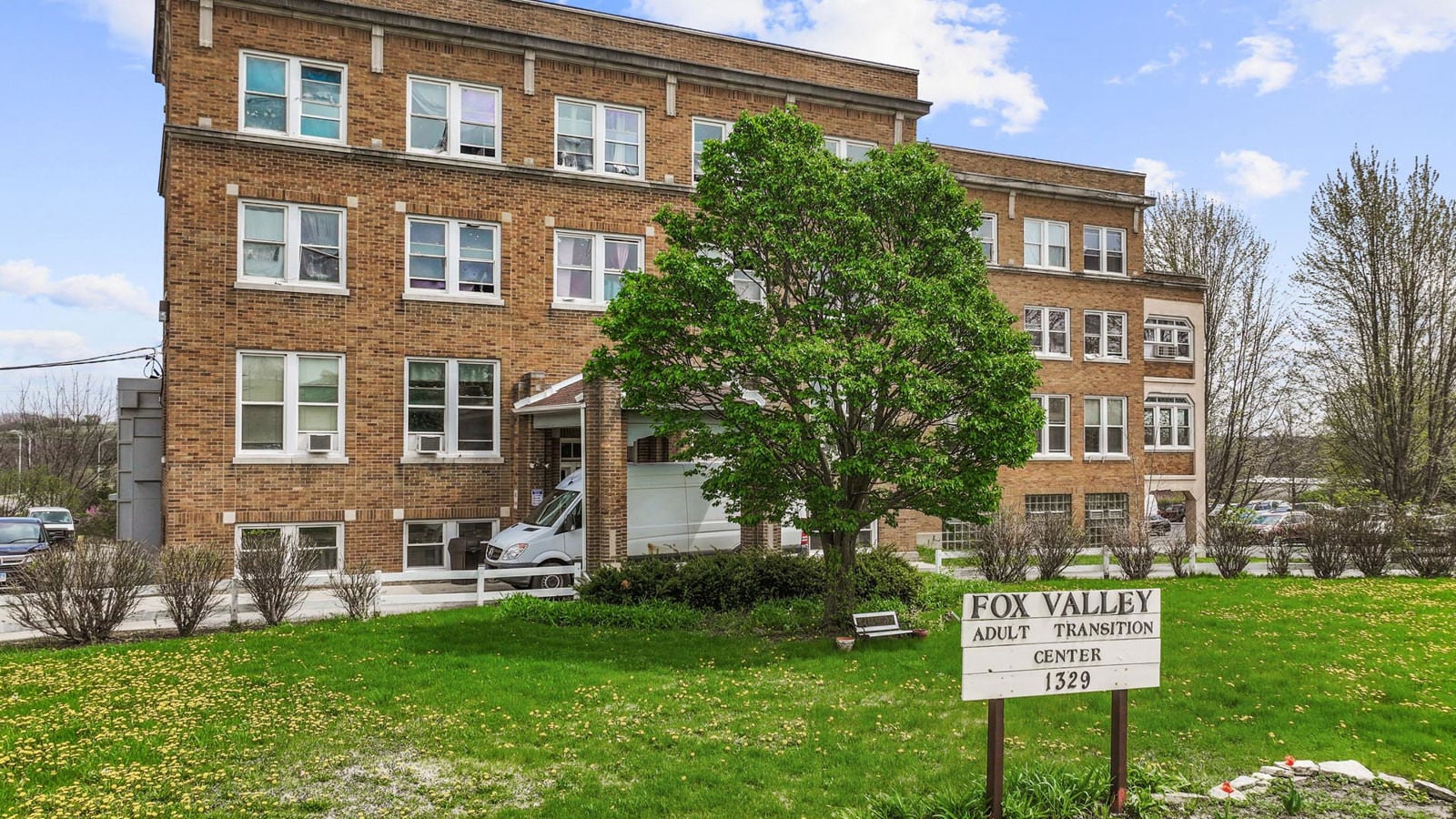 1329 N Lake Street, Aurora, IL (11)