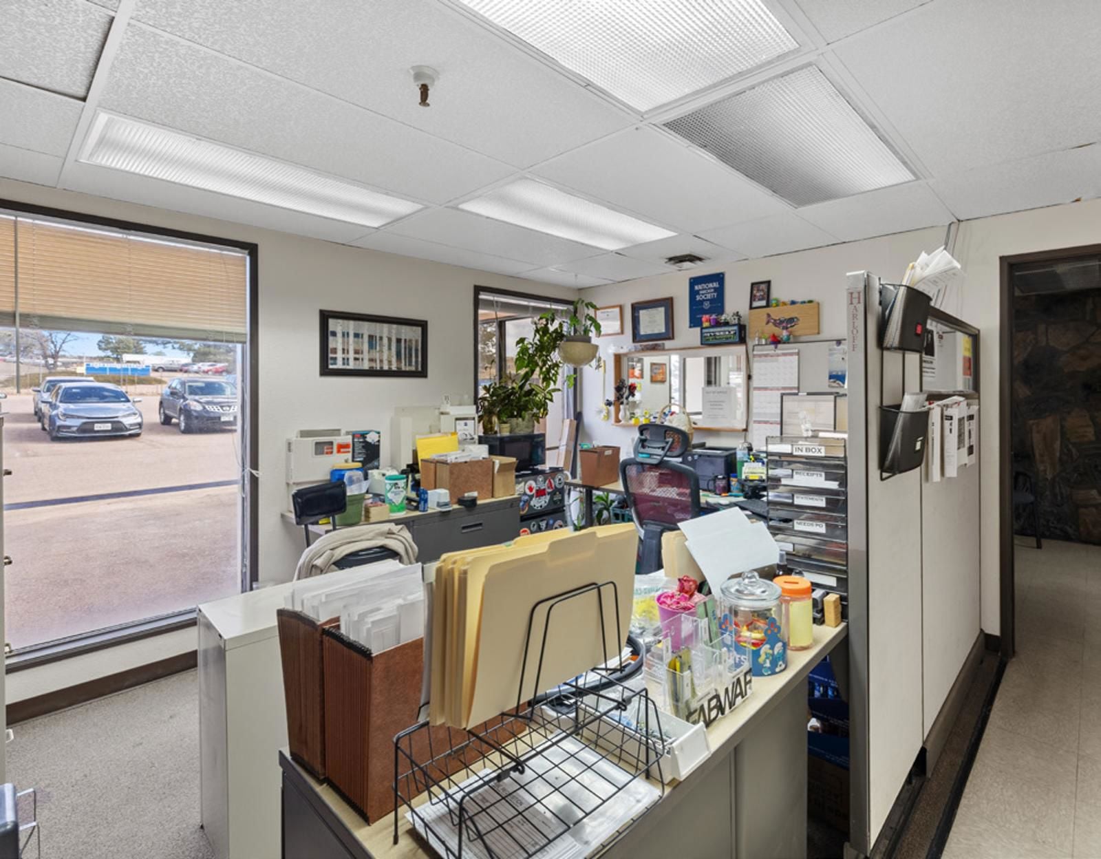 650 Ford St_Office