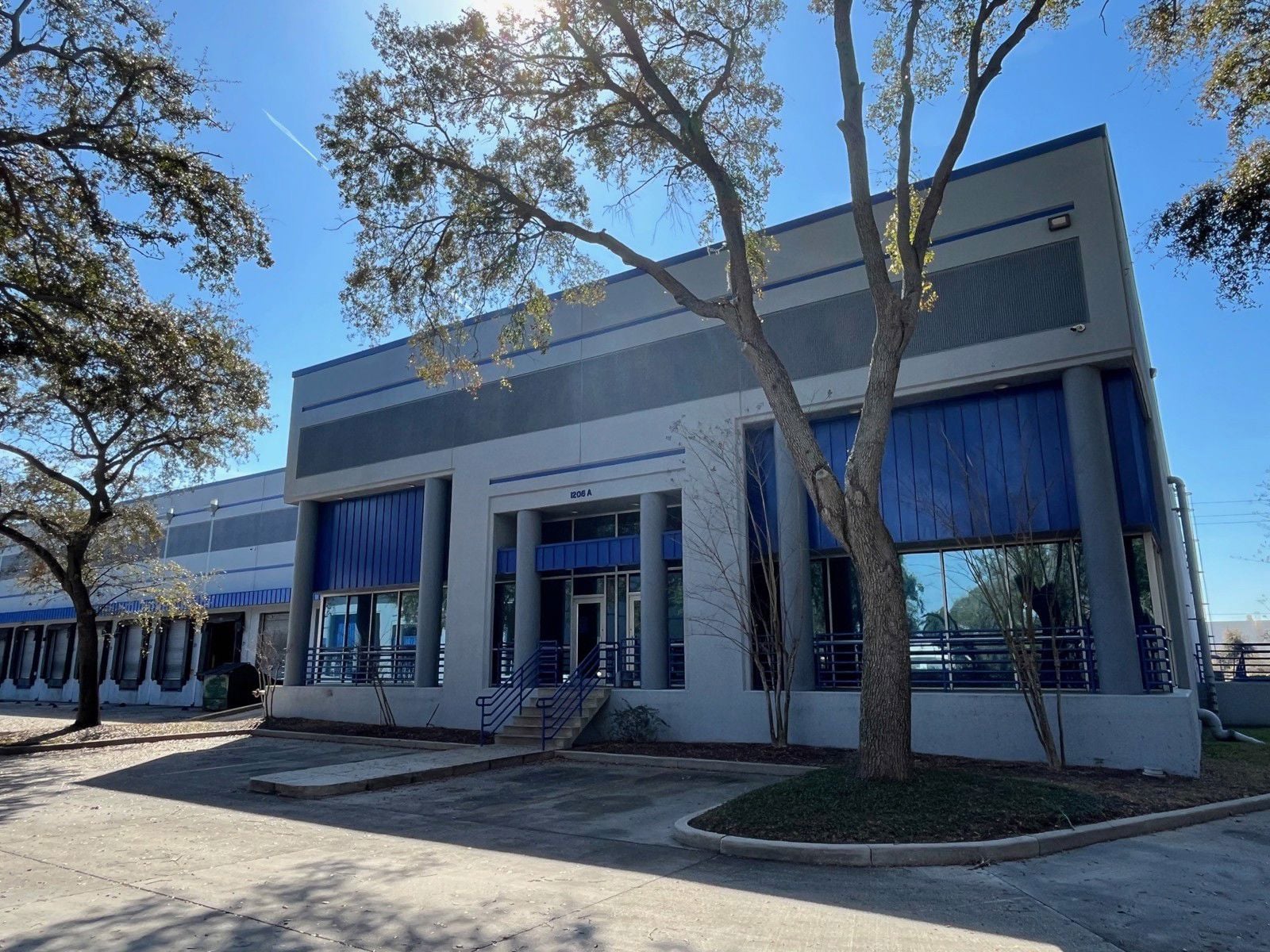 Meadowcreek (50,280 SF)