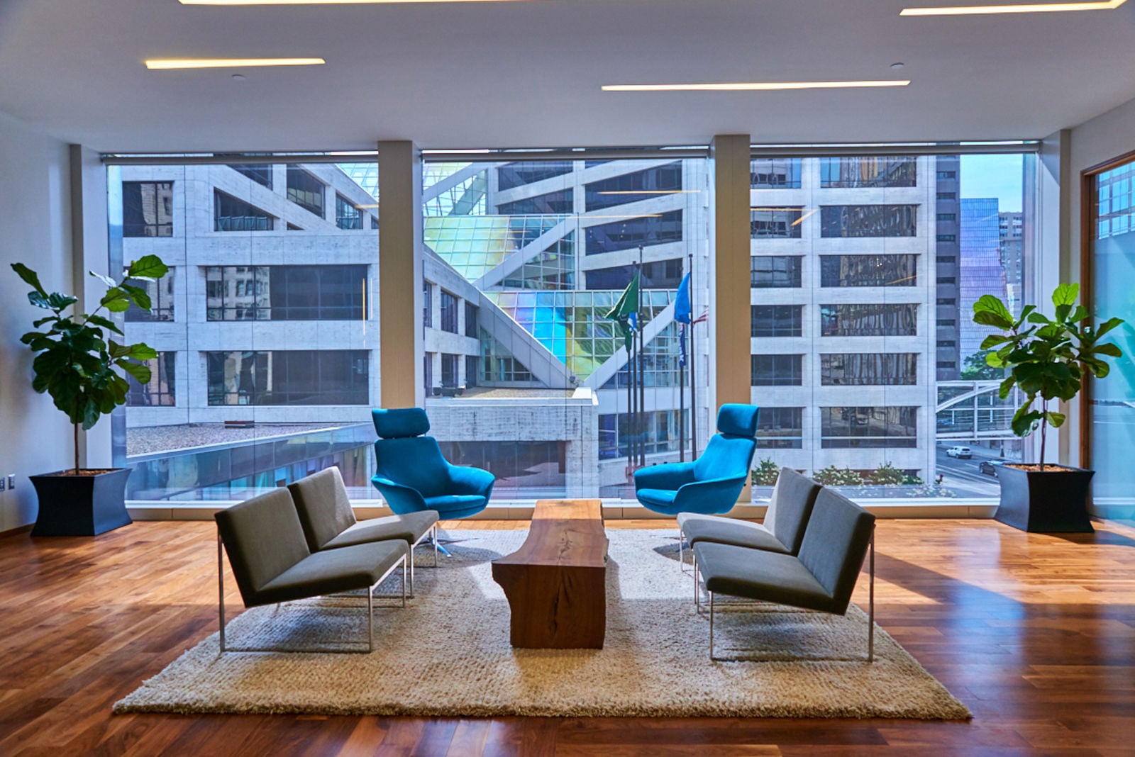 LoRz-120 S 6th St MPLS CBRE20190277