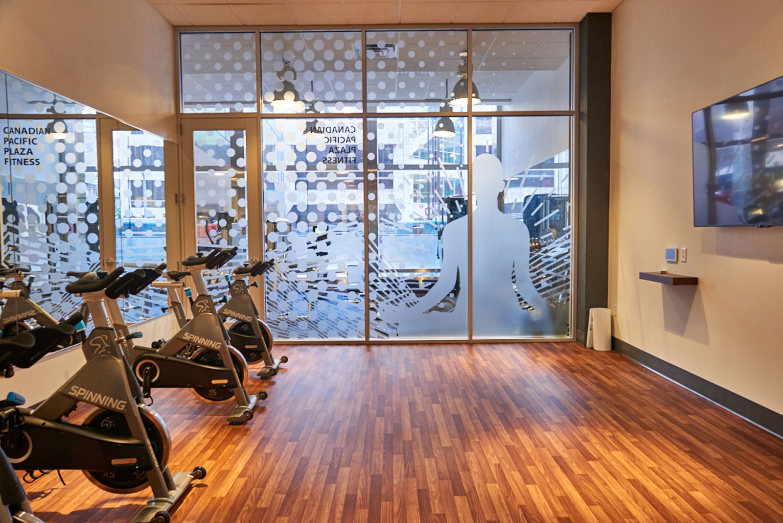 LoRz-120 S 6th St MPLS CBRE20190157