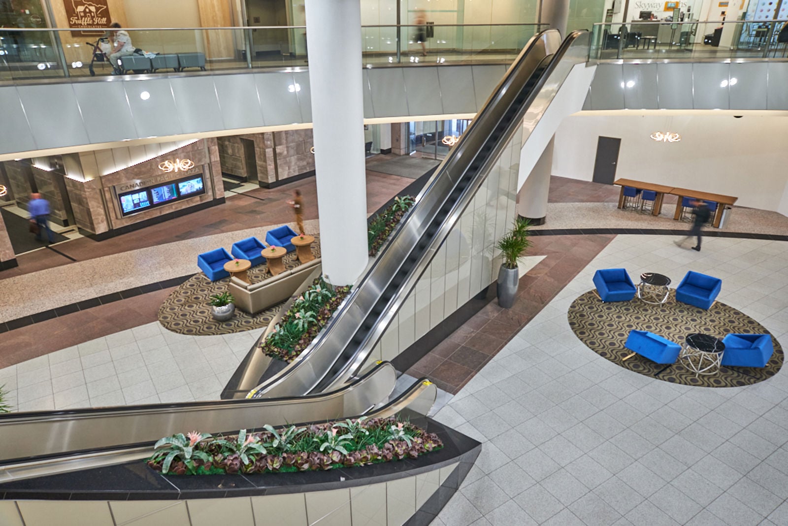 LoRz-120 S 6th St MPLS CBRE20190205