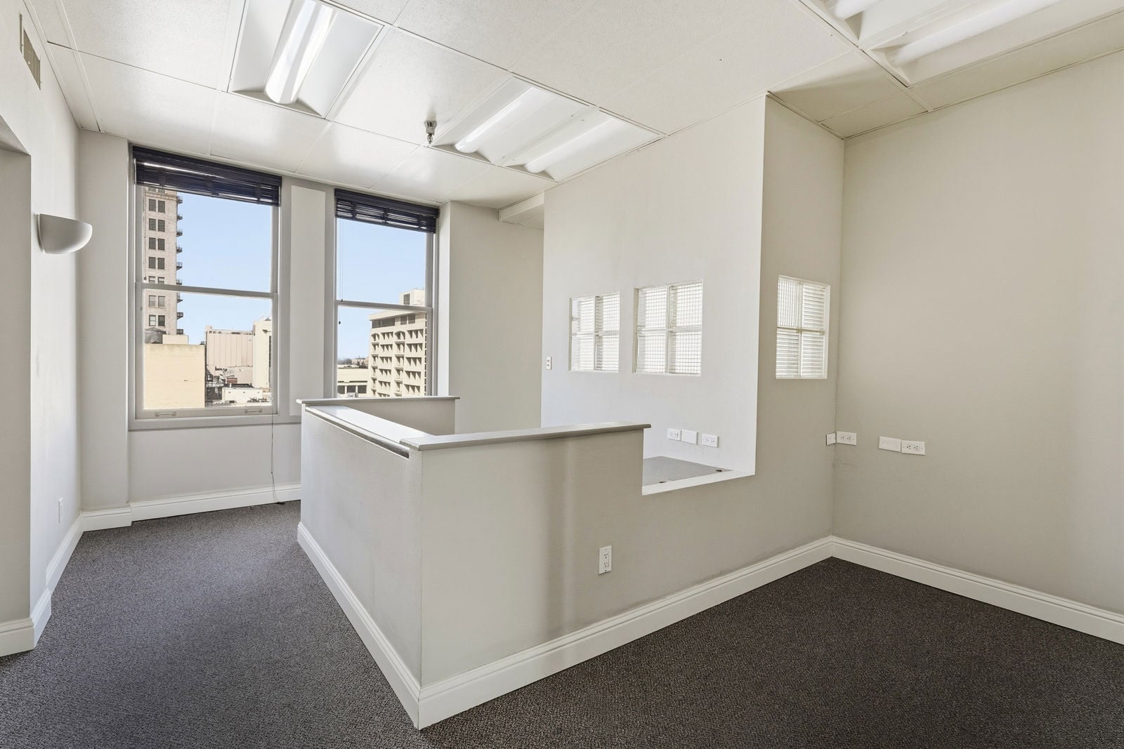 21-21_CMP_CBRE_2014_Tulare_St_Fresno