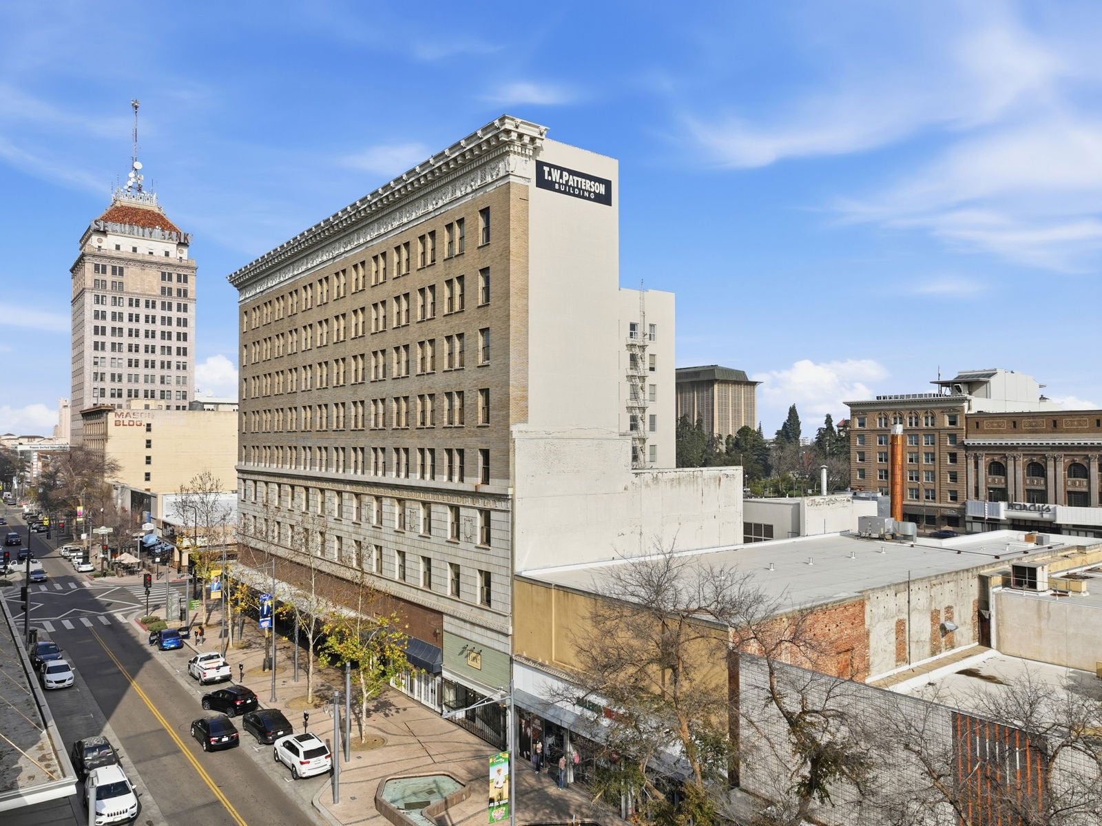 06-06_CMP_CBRE_2014_Tulare_St_Fresno