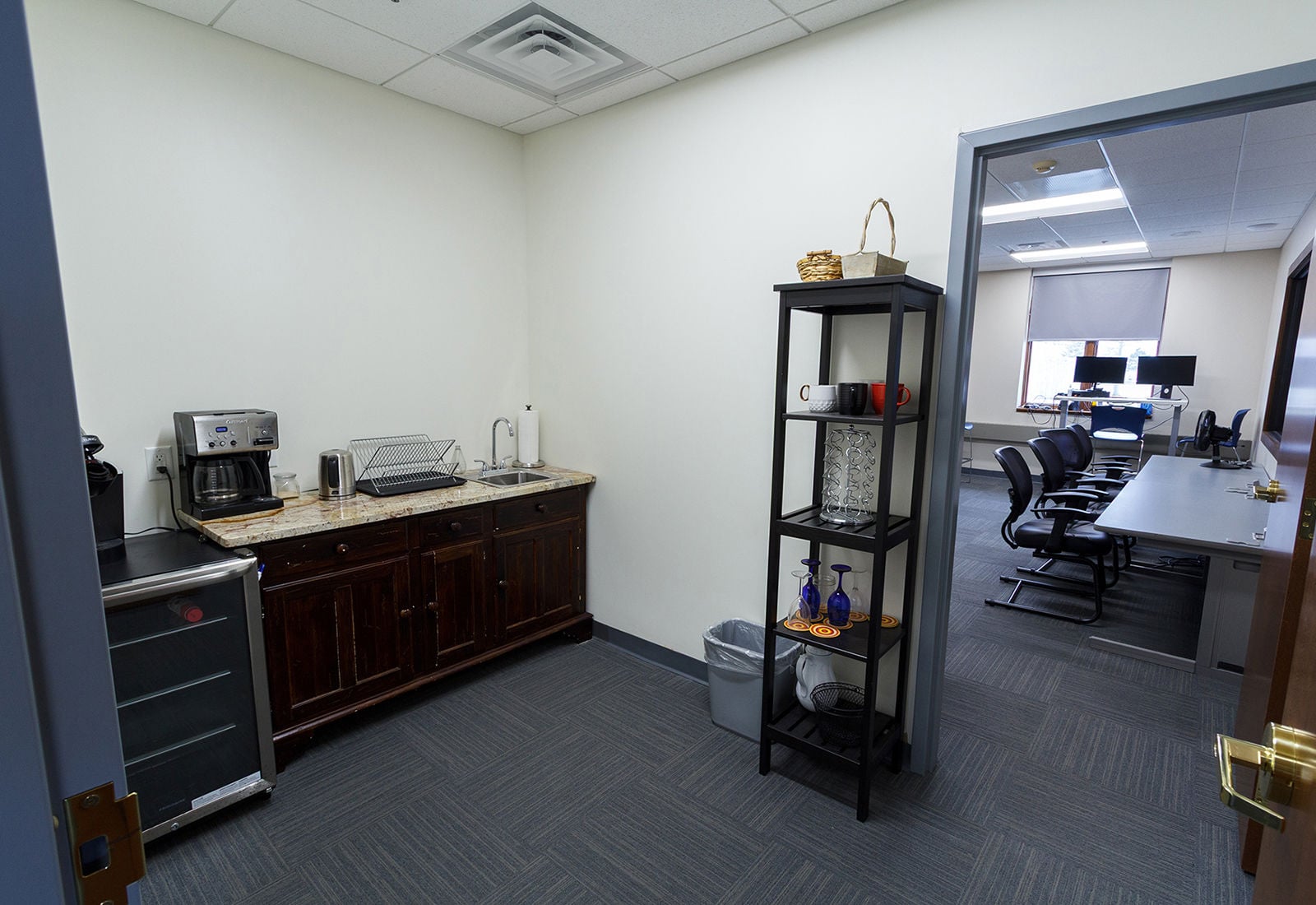 4493 Walden Ave_office_9298_1600px