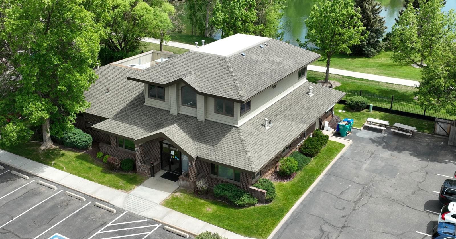 2001 S Shields St_10