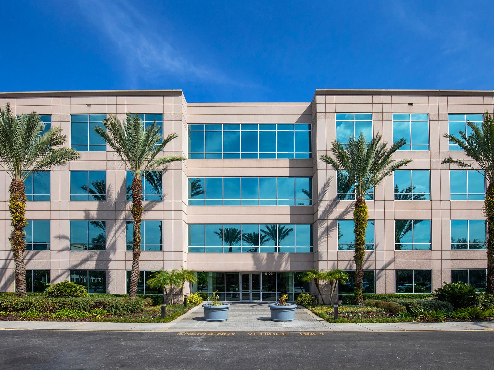 9102 Southpark Center Loop_GL