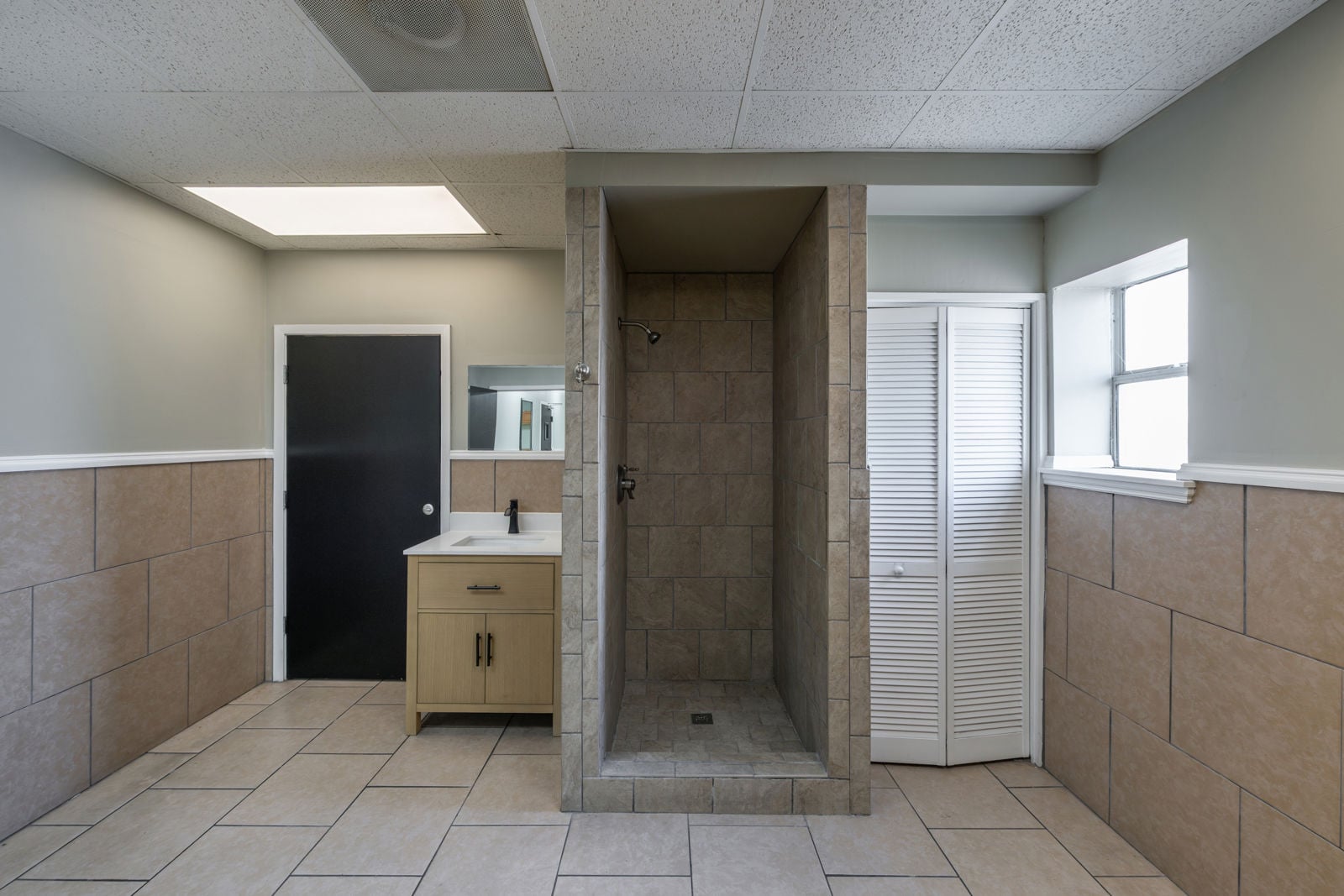 CBRE - 900 Canal St. - Interior-9702