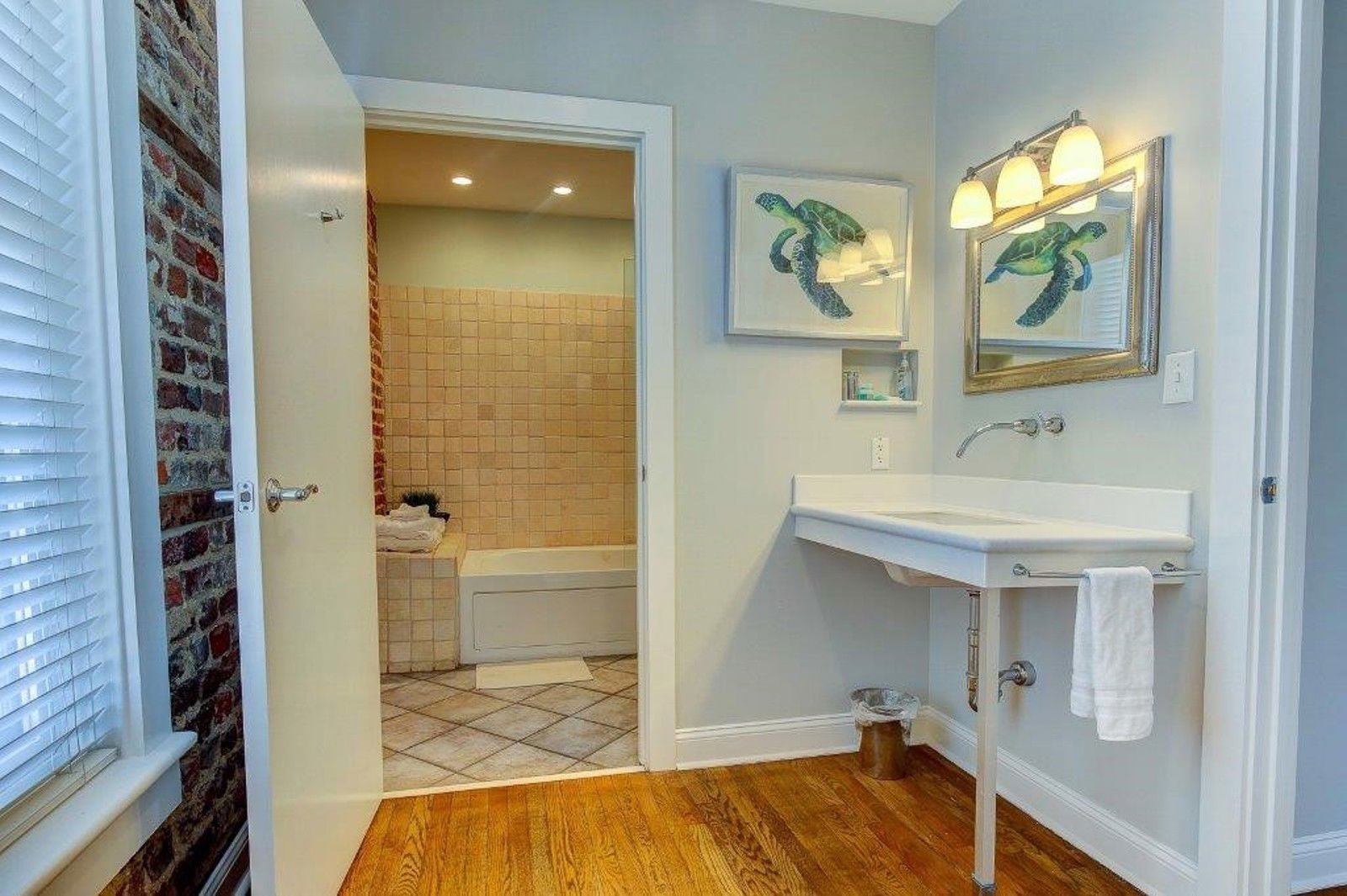 235 Meeting Soho Suite 21