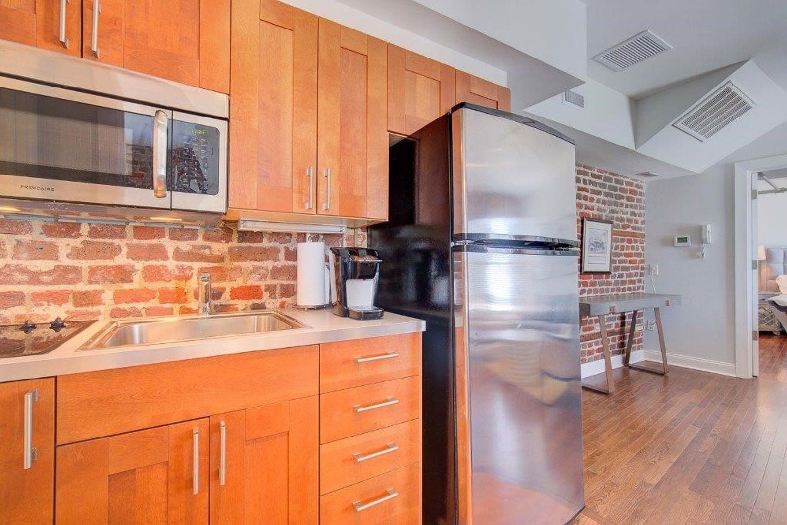 235 Meeting Manhattan Suite 7