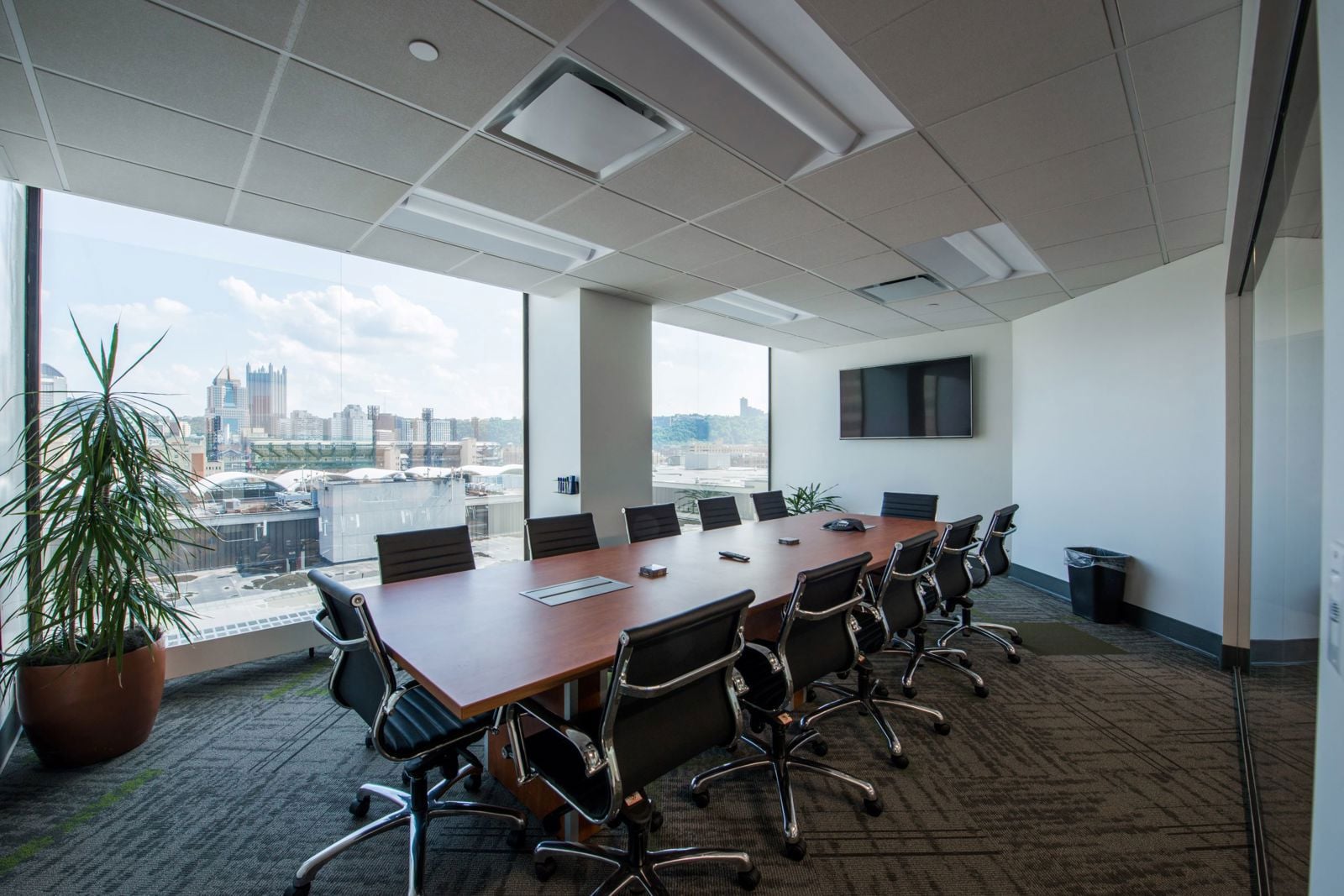 Alloy 26 - Board Room