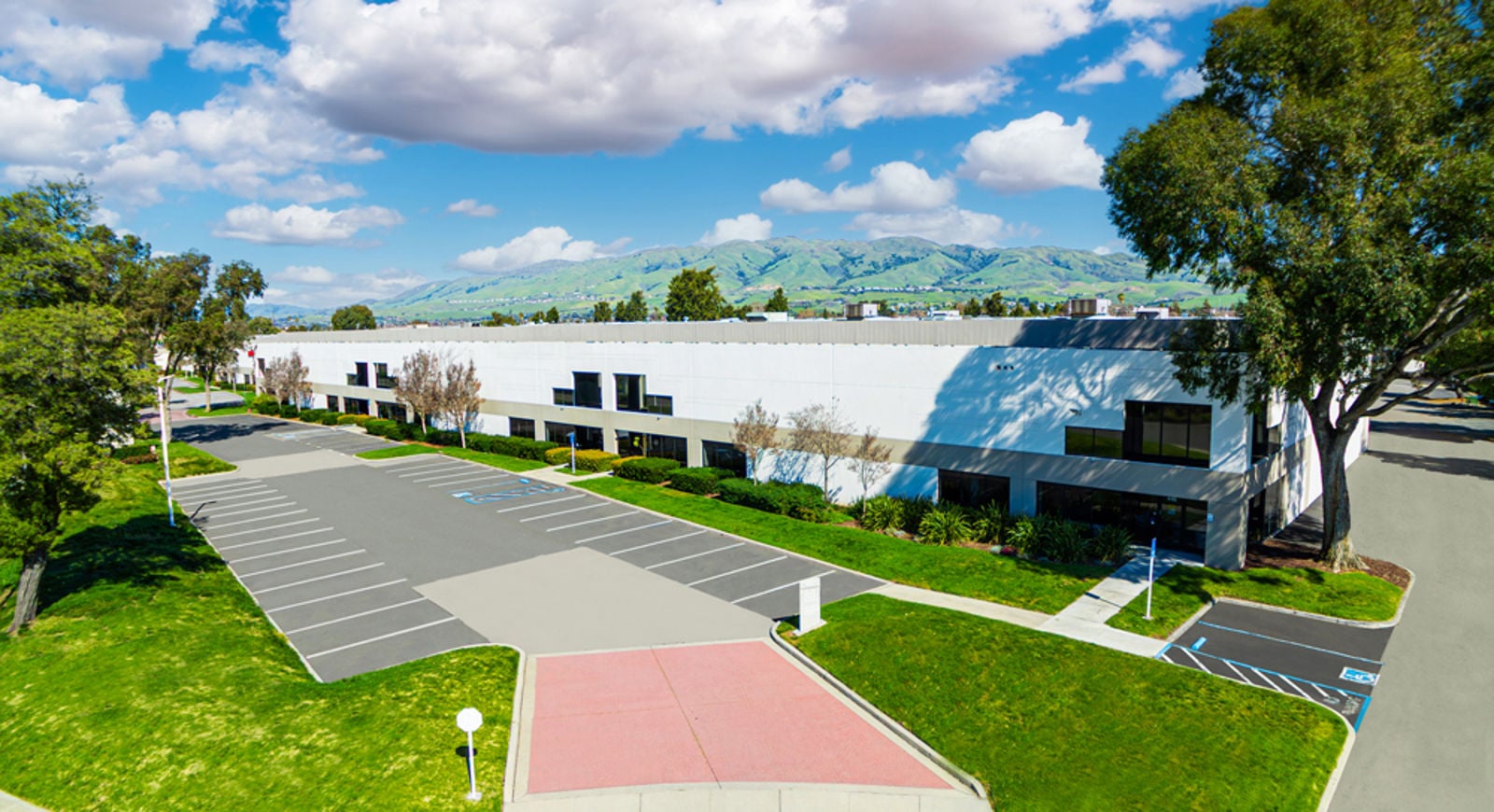 Calaveras-Center