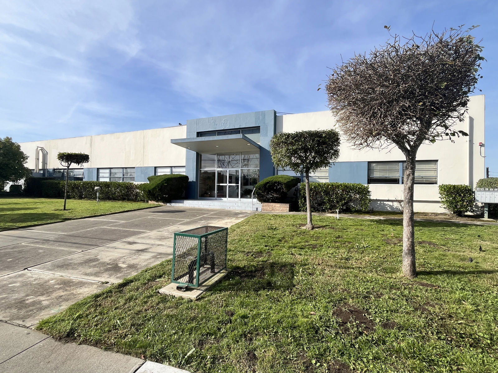 330 Shaw Rd, South San Francisco