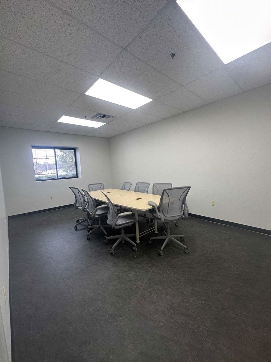 625 Day Hill Rd_Inside pic 3