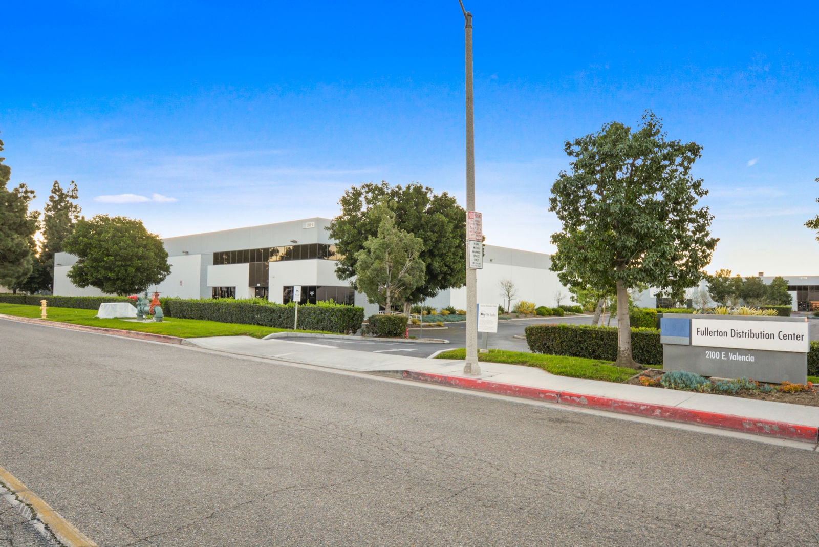 2100 Valencia Street Frontage