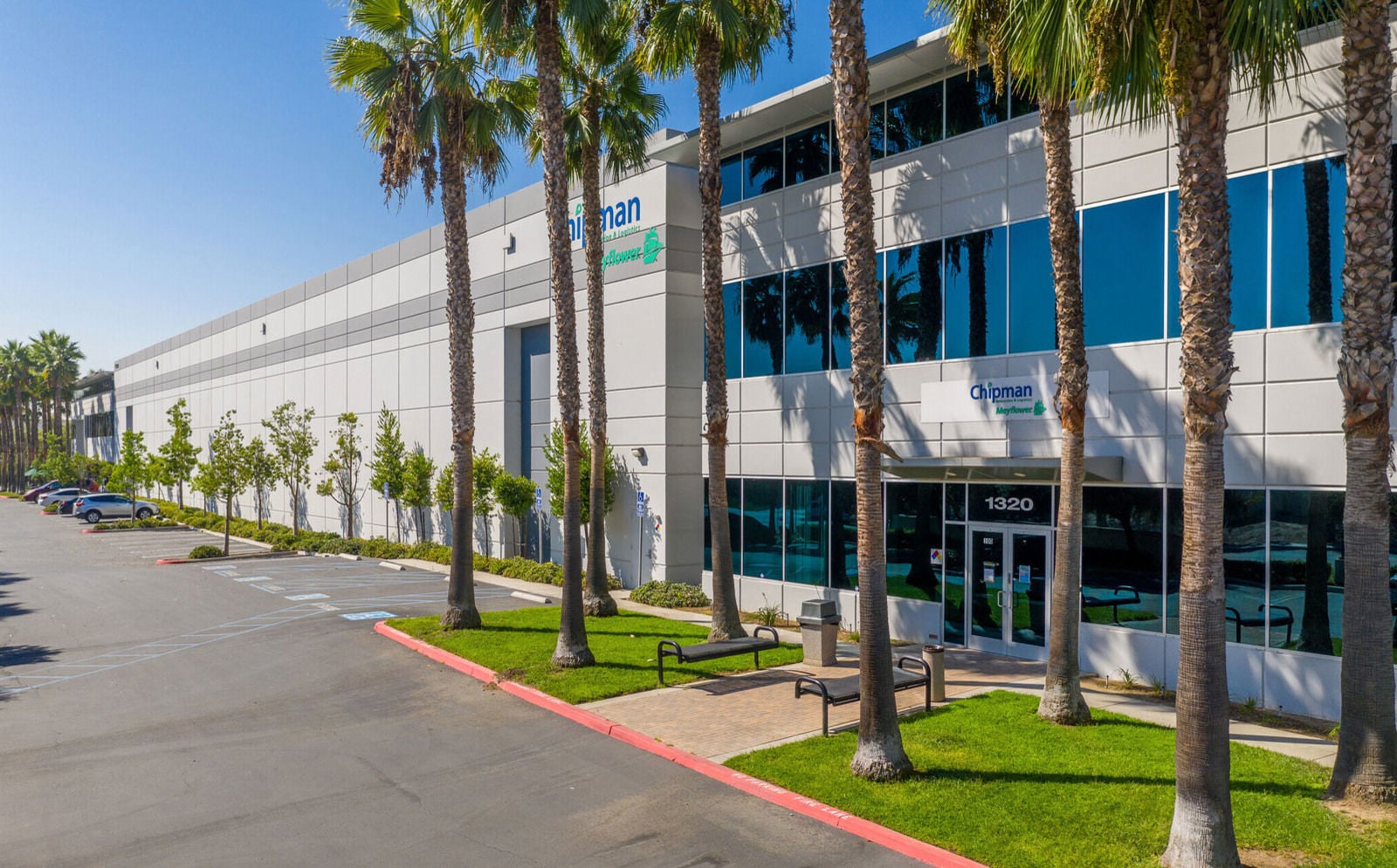 Cropped 1320 Air Wing