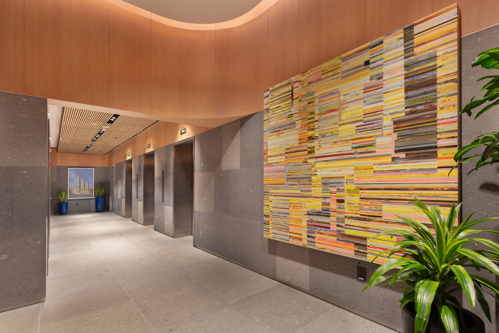 2BM_ElevatorCorridor_JPE_9591